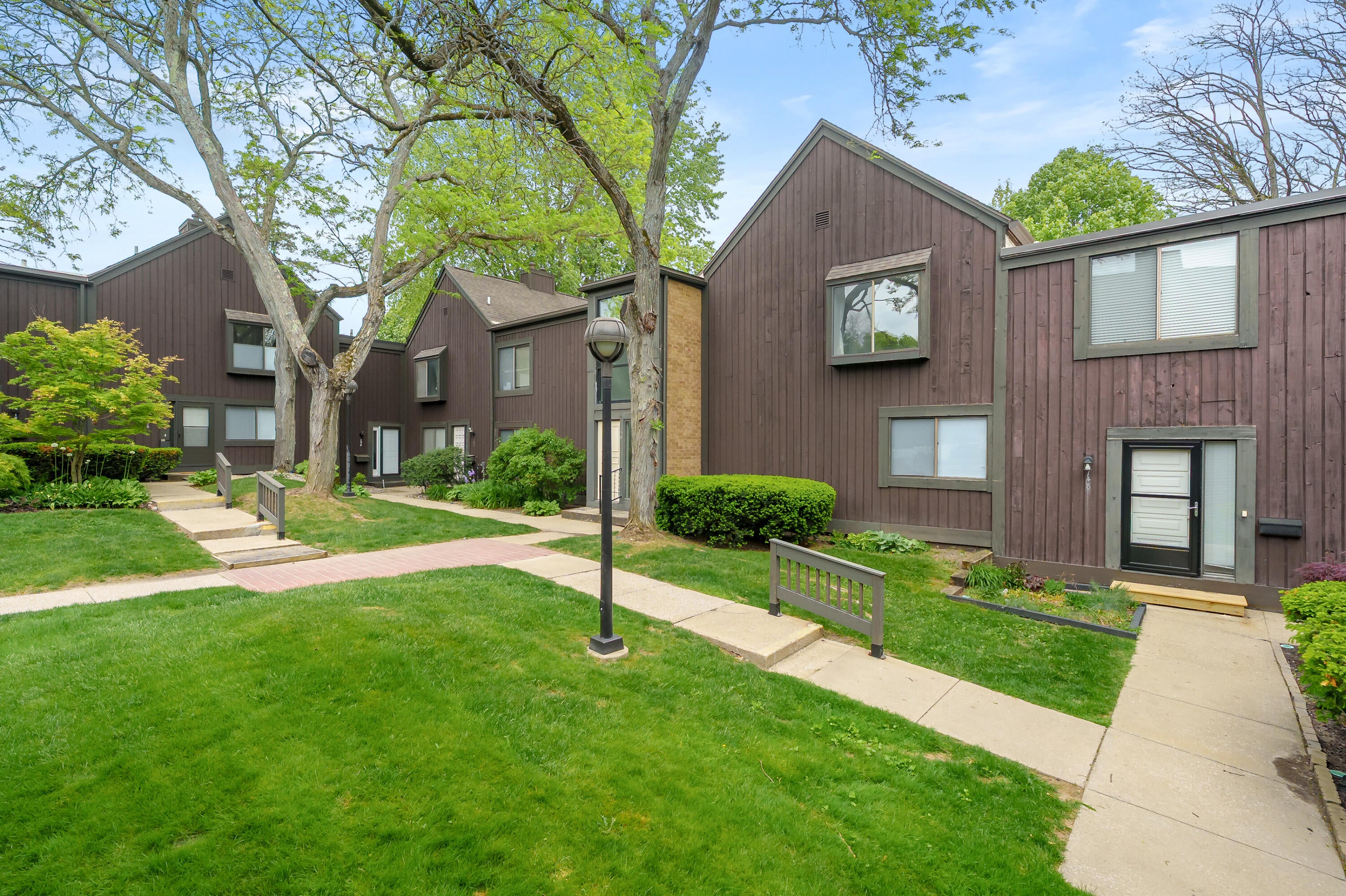 150 Carberry Hill Court — photo
