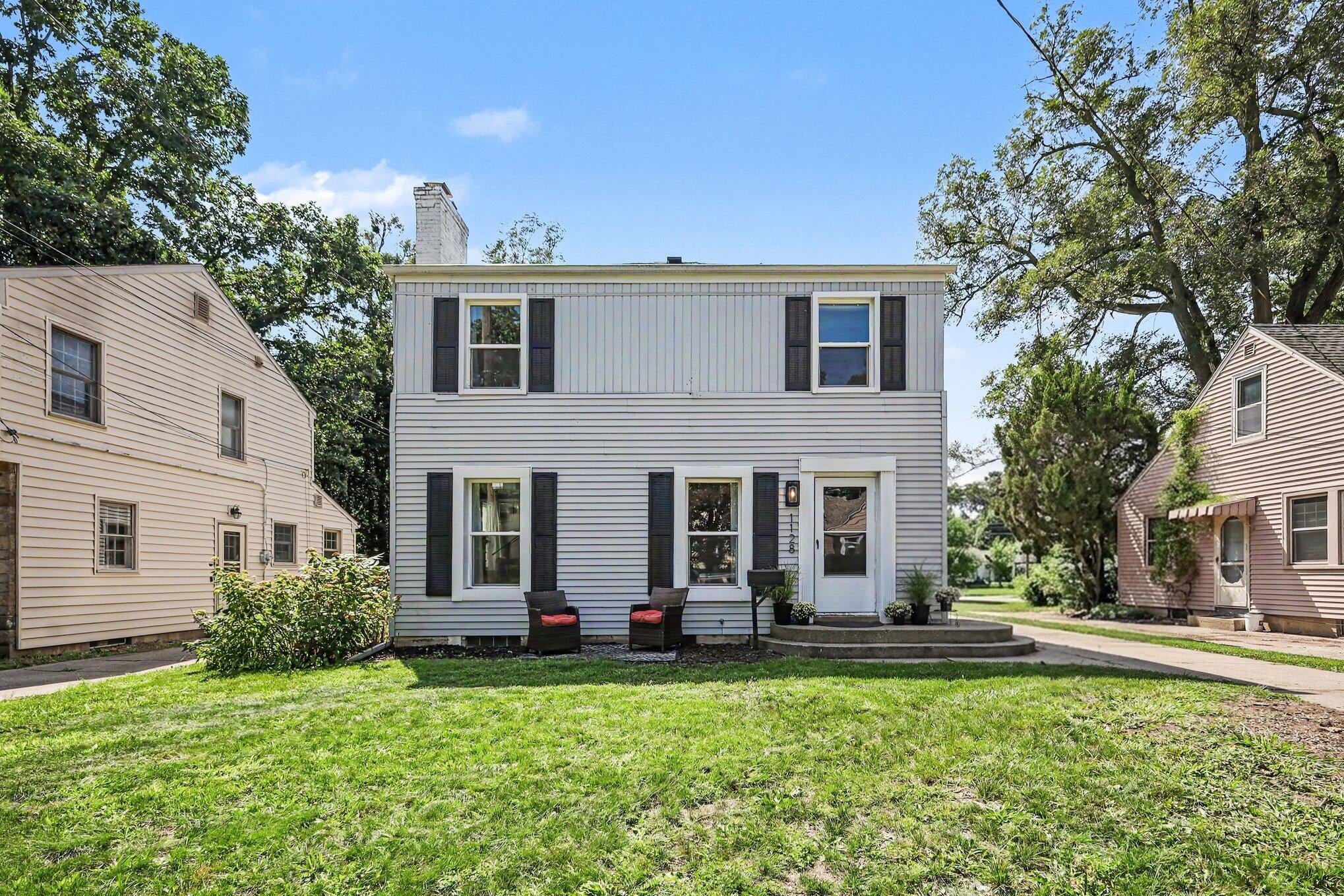 1128 Edna Street SE — photo