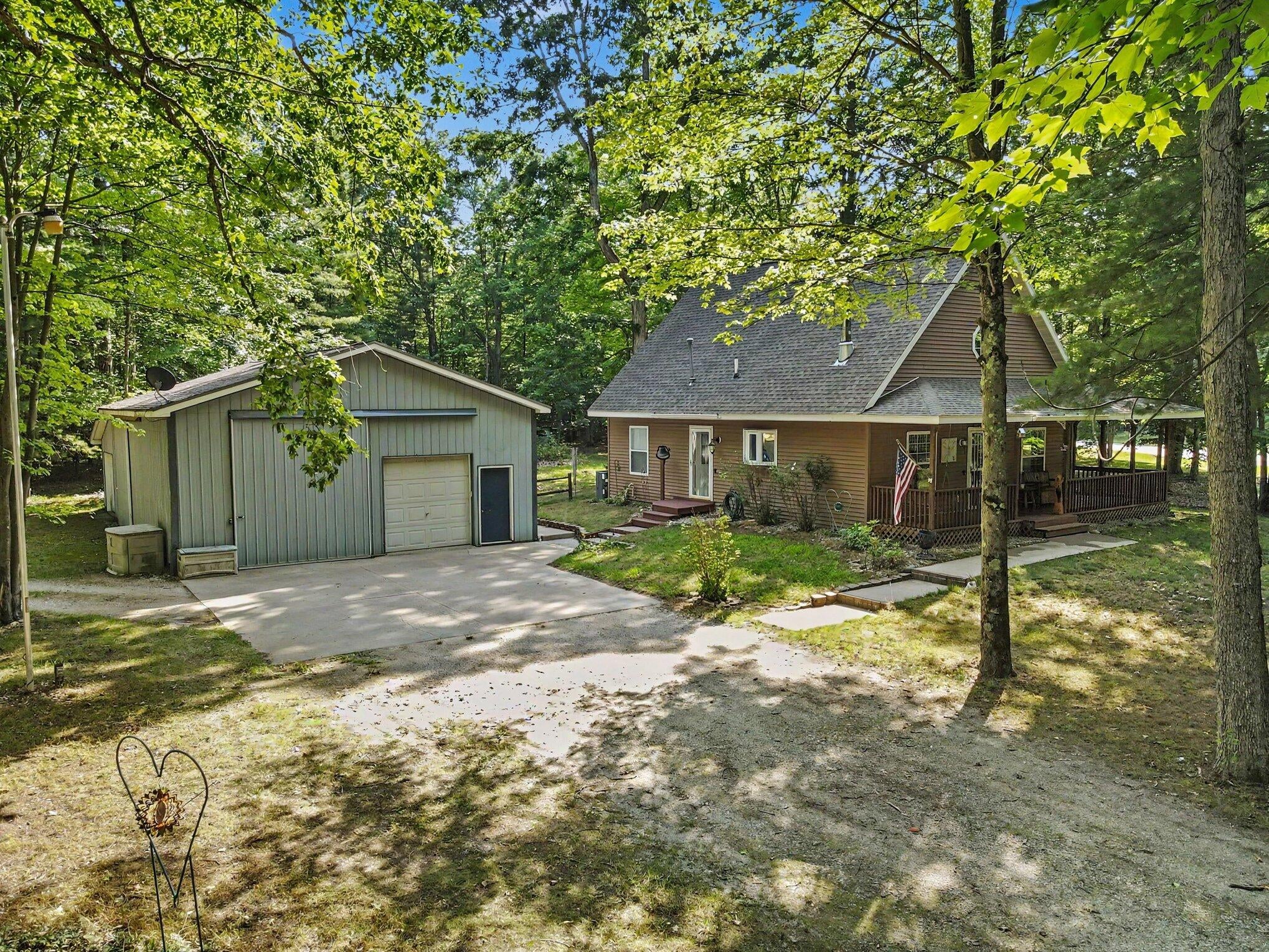 8123 Ferris Avenue — photo