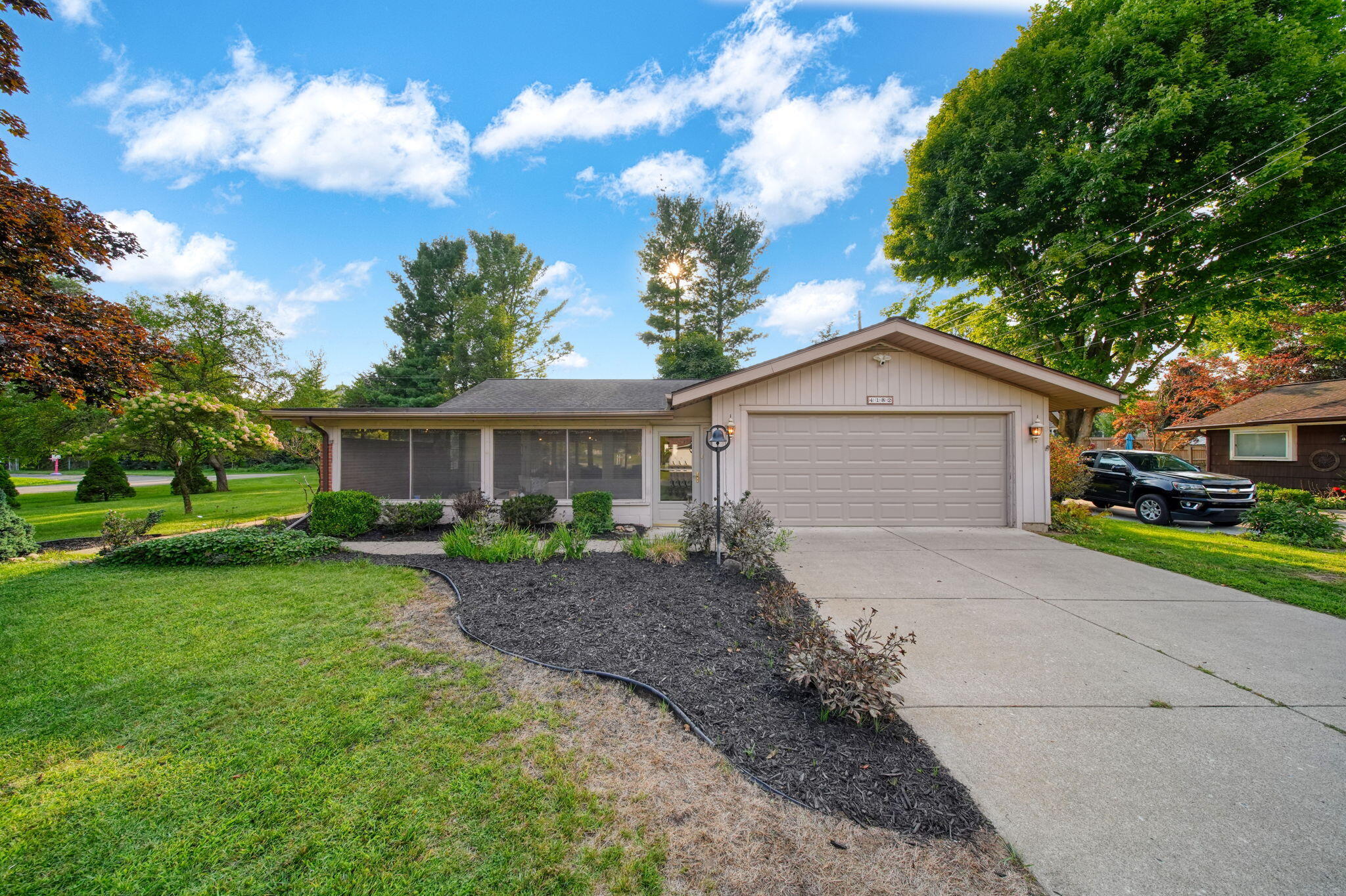 4182 Sheffield Drive — photo