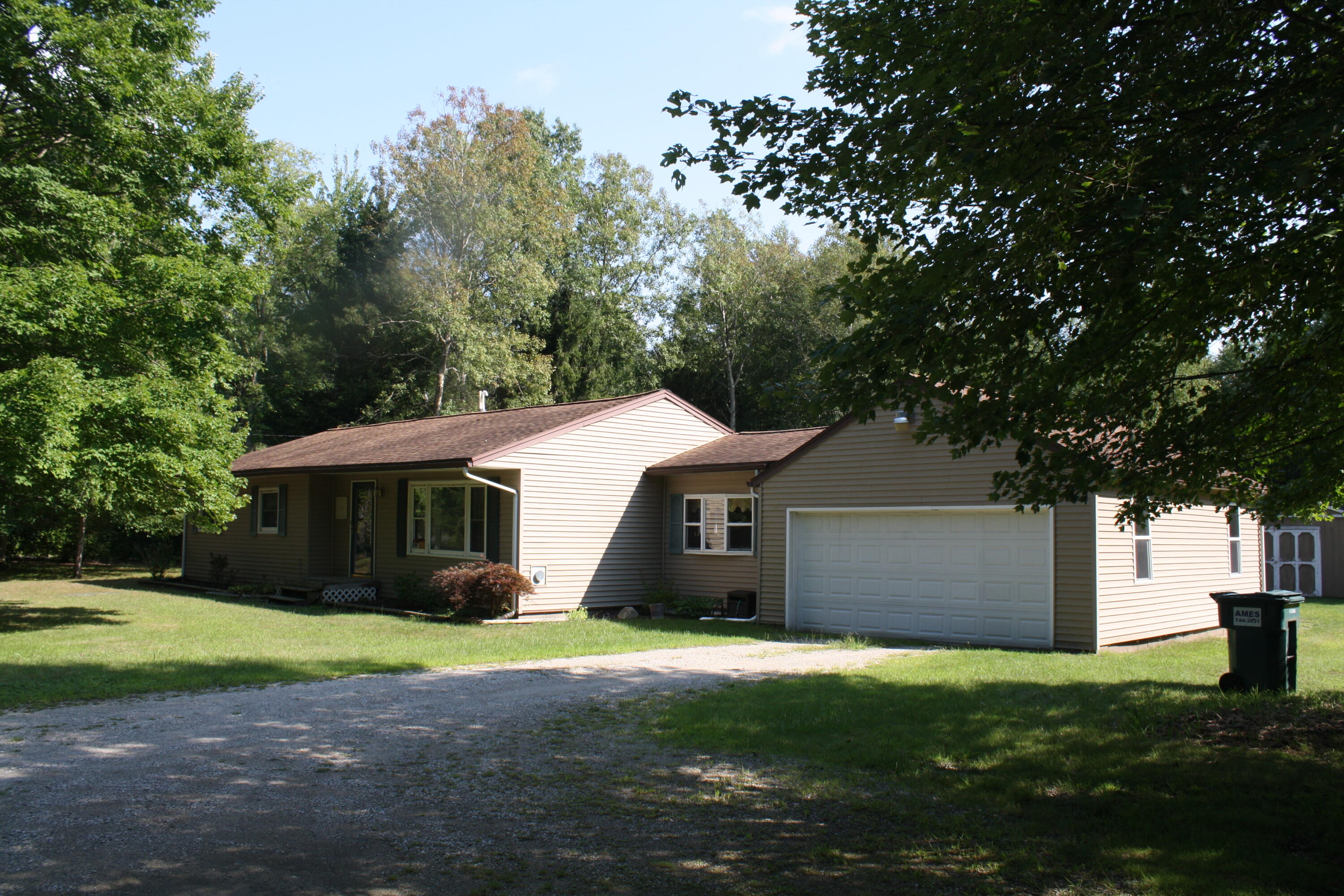 1807 W River Road — photo