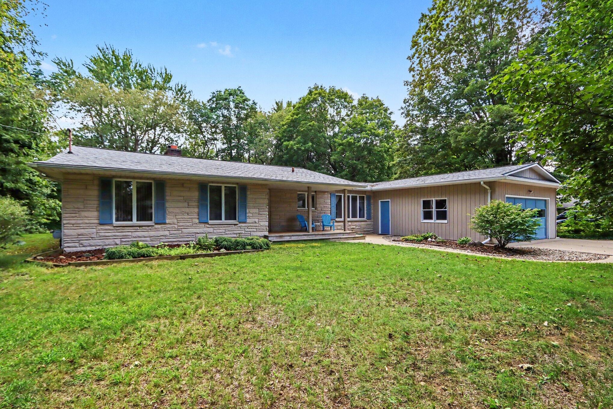 3034 Springbrook Drive — photo