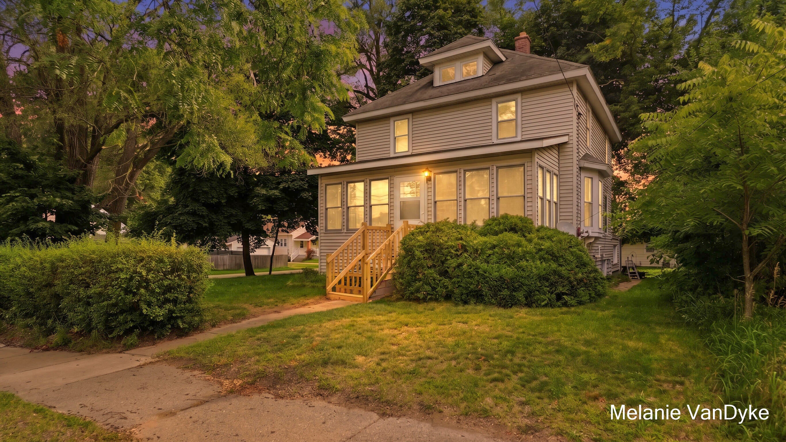 2244 Fuller Avenue NE — photo