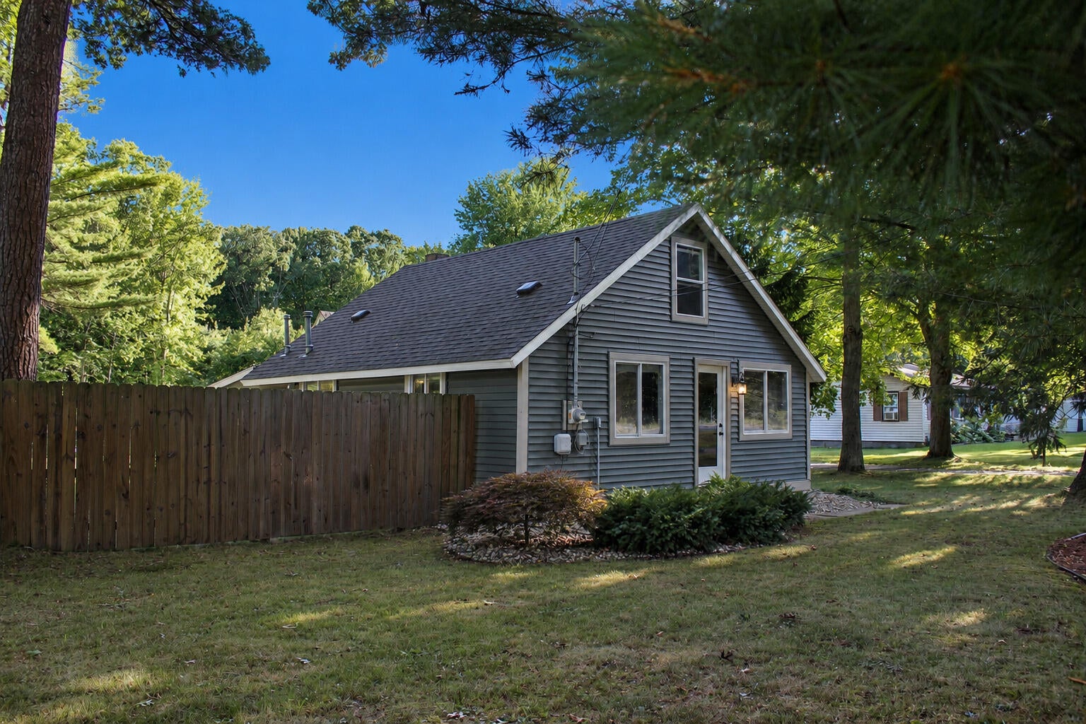 3429 W Giles Road — photo