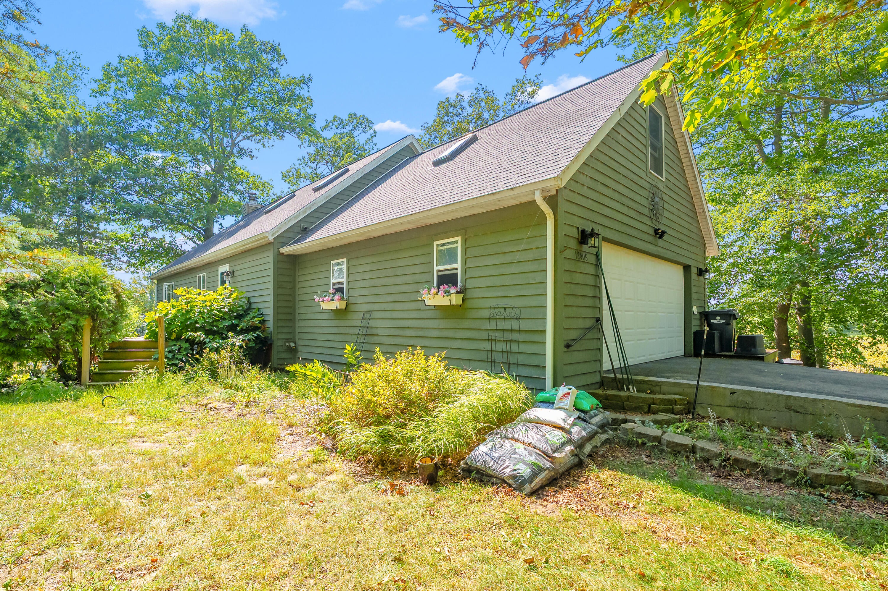 12405 Oak Ridge Road — photo