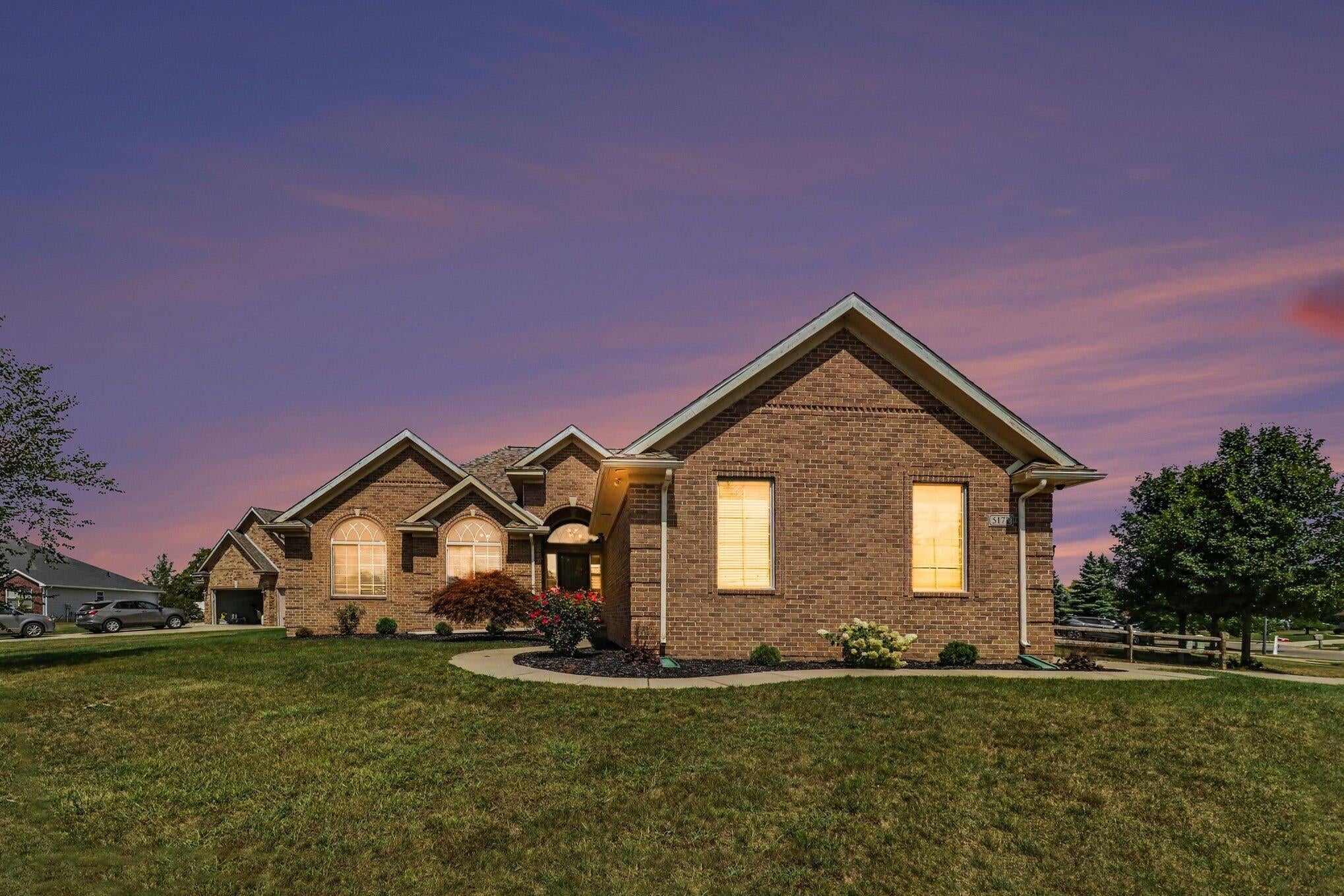 5172 Applewood Lane — photo