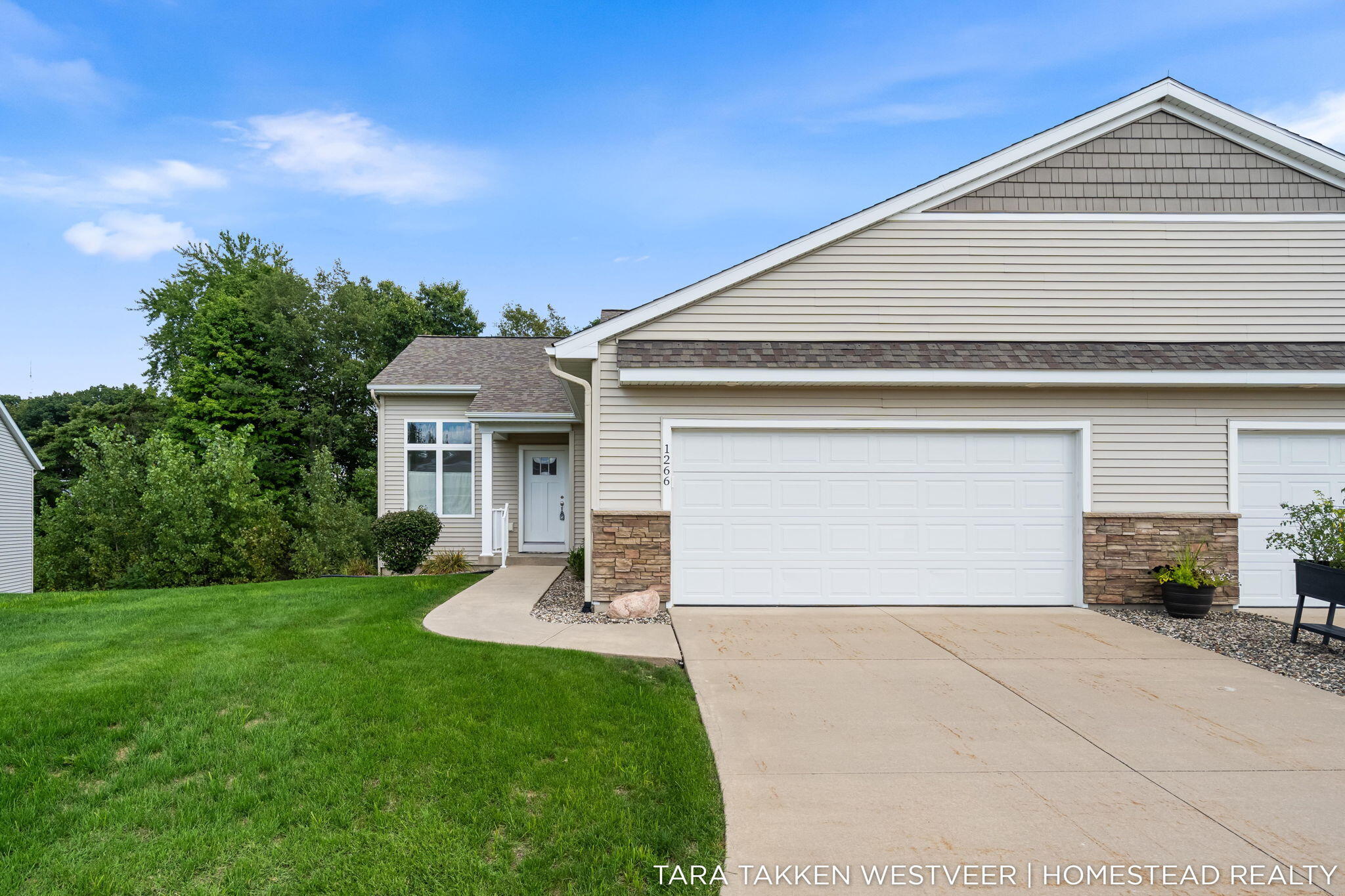 1266 S Village Circle — photo