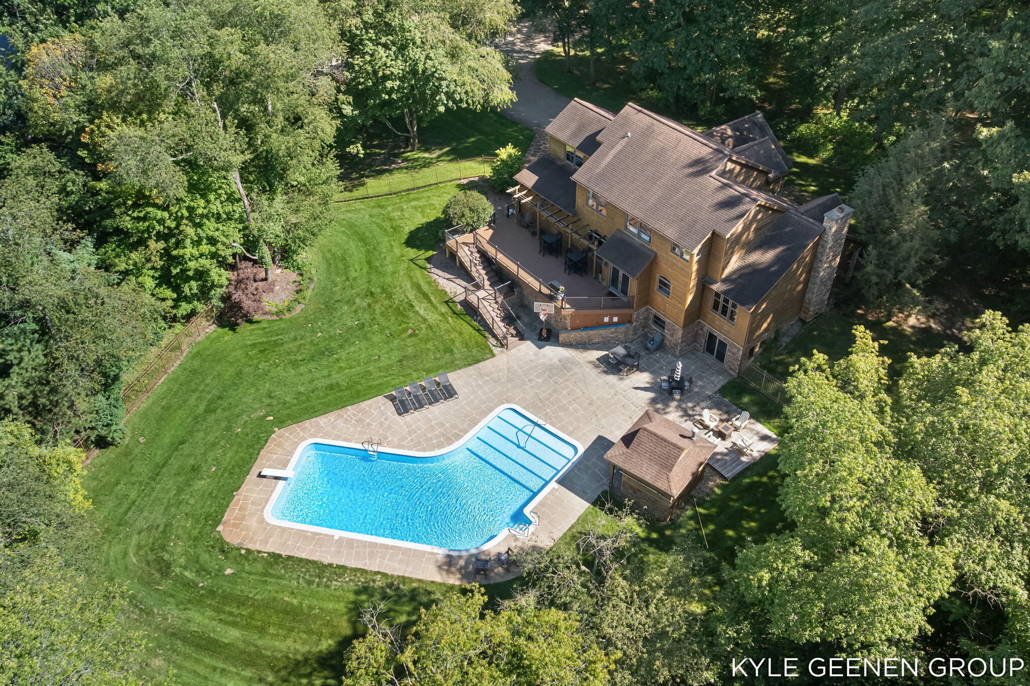 16521 Van Buren Street — photo