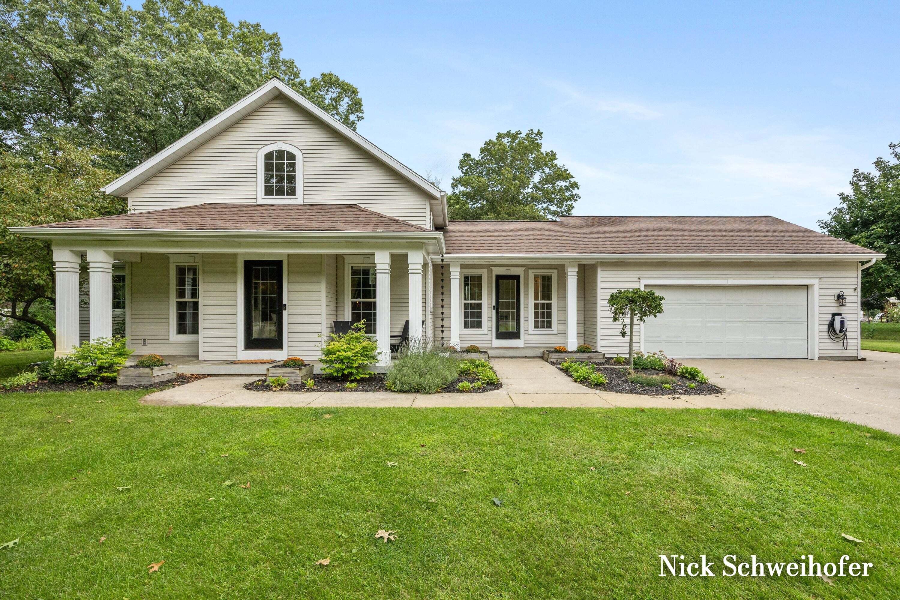 15141 Ferris Street — photo