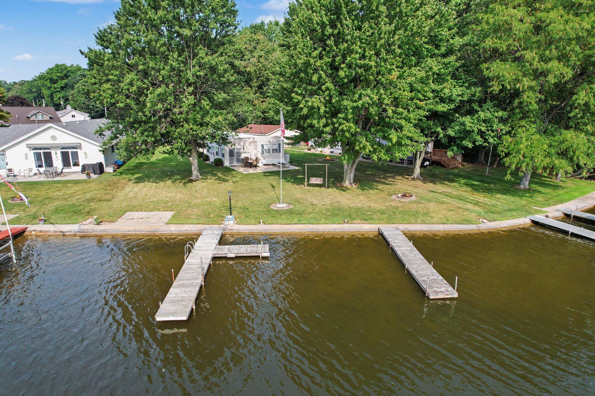 595 Sassafrass Drive — photo