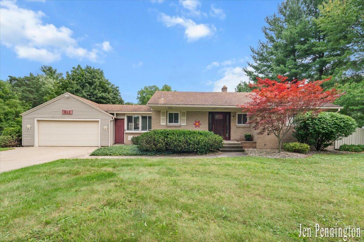 310 Kinney Avenue NW — photo