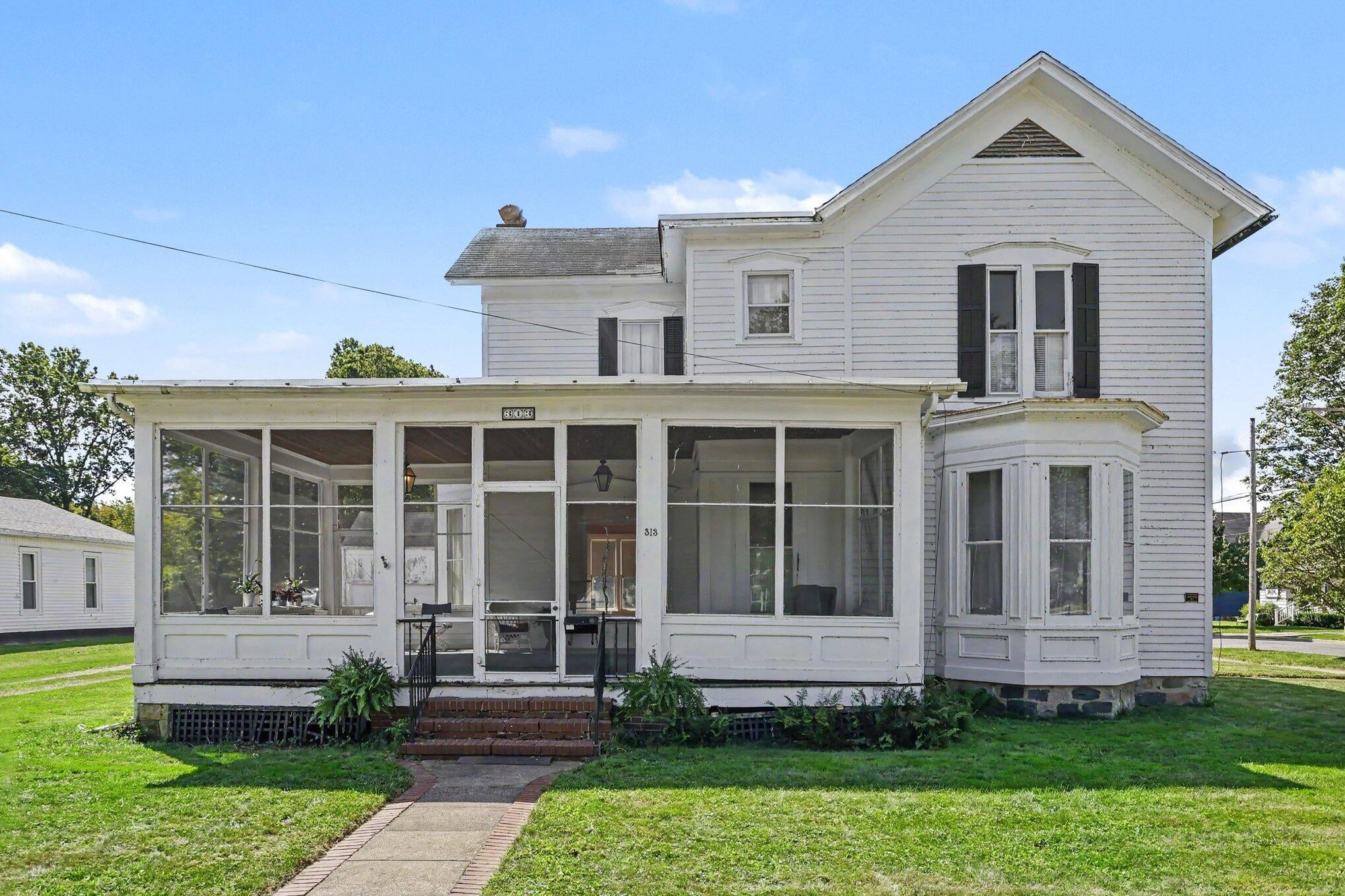 313 W Front Street — photo