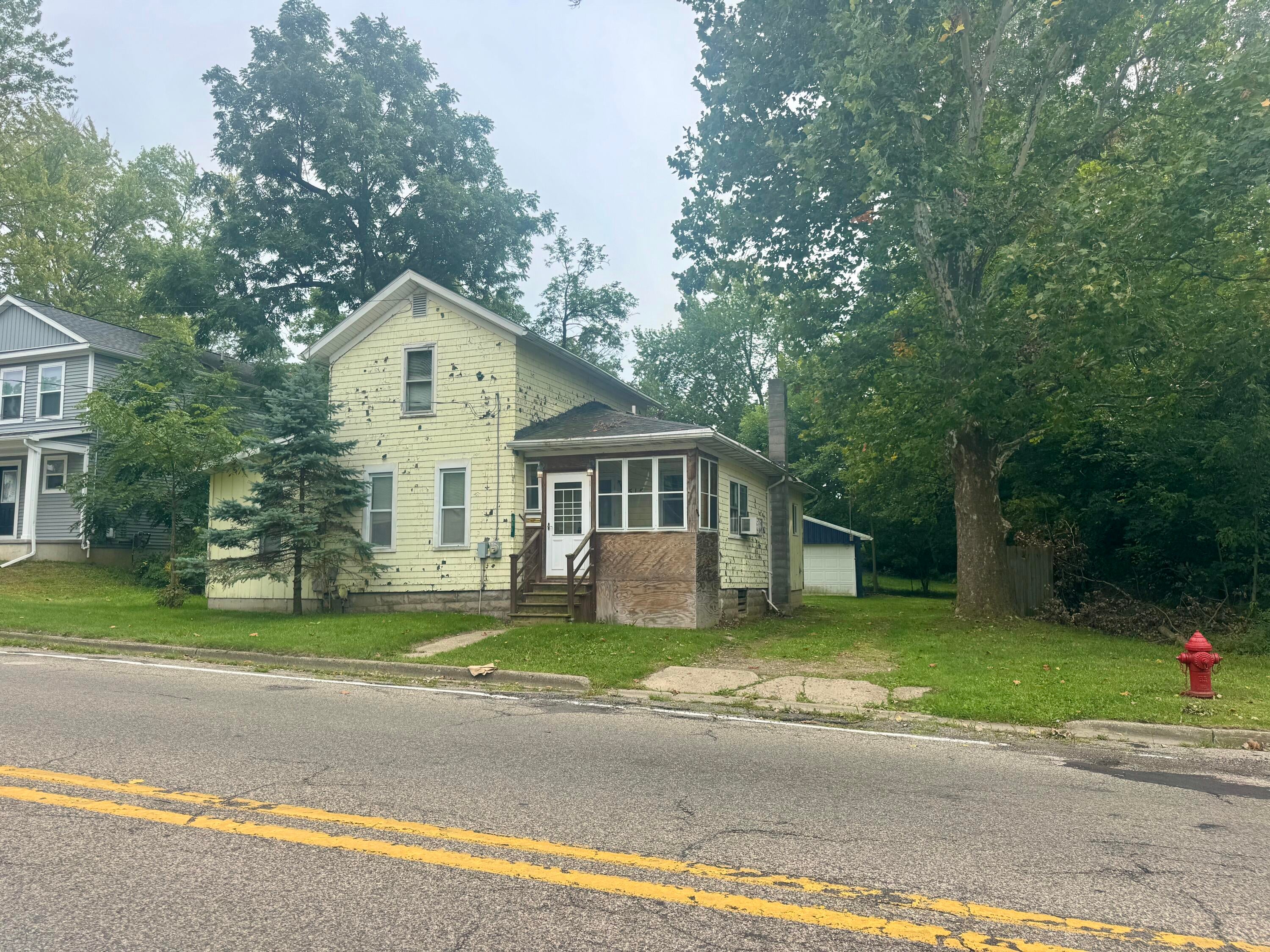 515 E North Street — photo