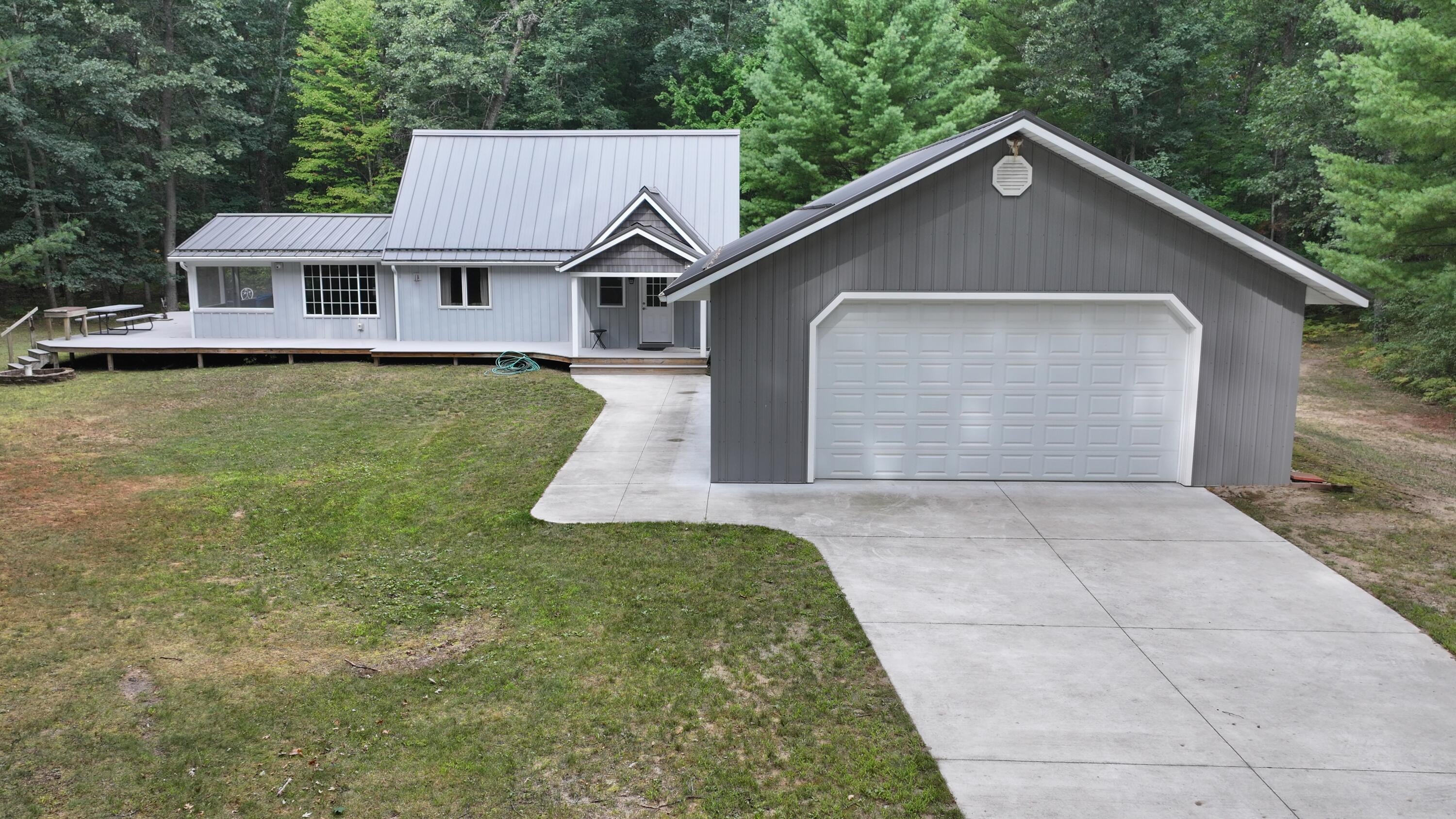 7261 N Bass Lake Road — photo