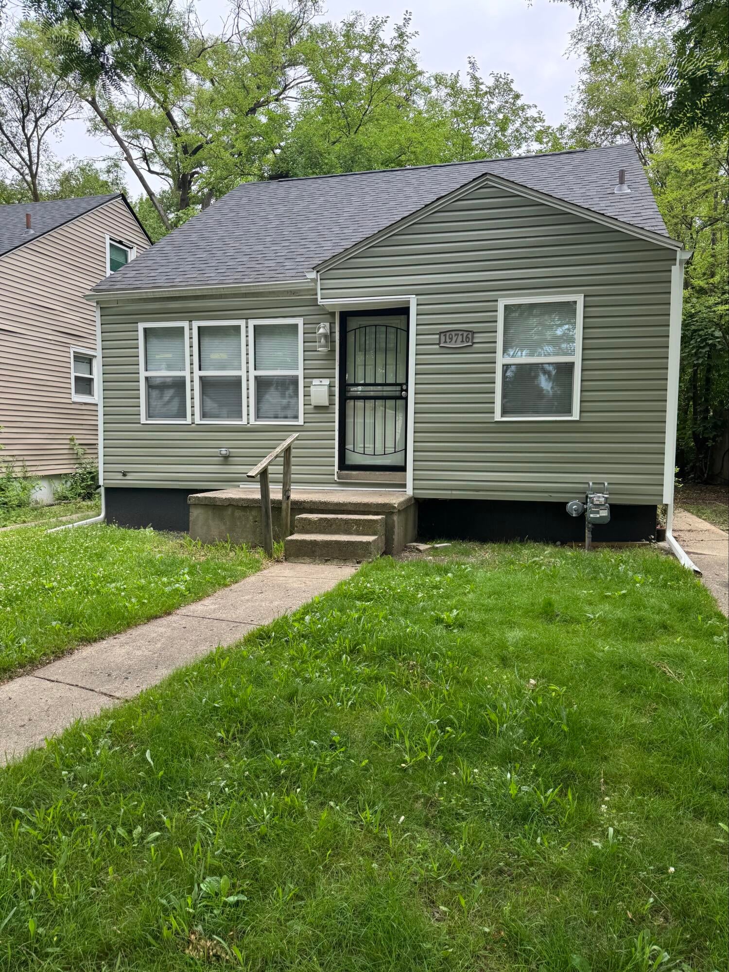 19716 Archdale Street — photo