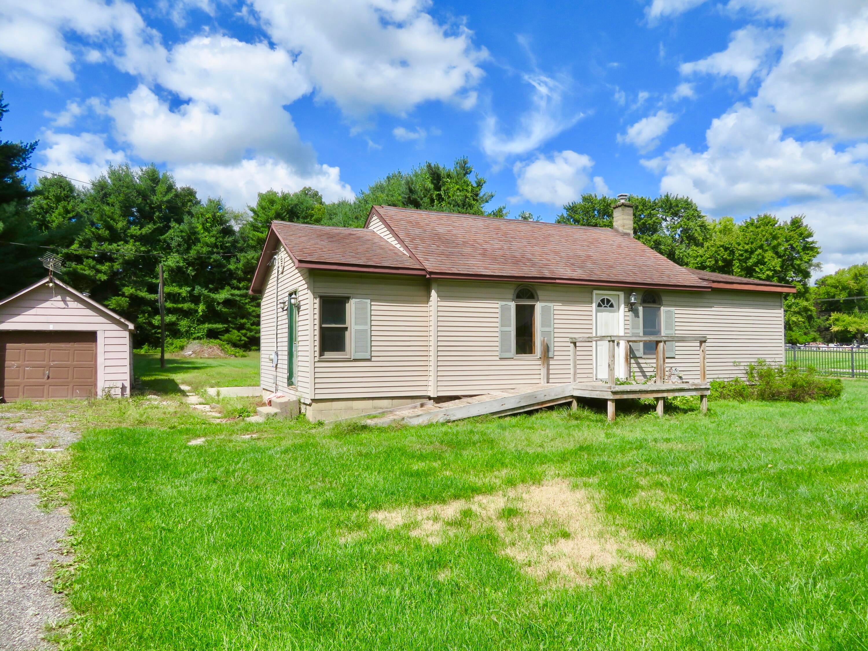 12086 Whittaker Road — photo