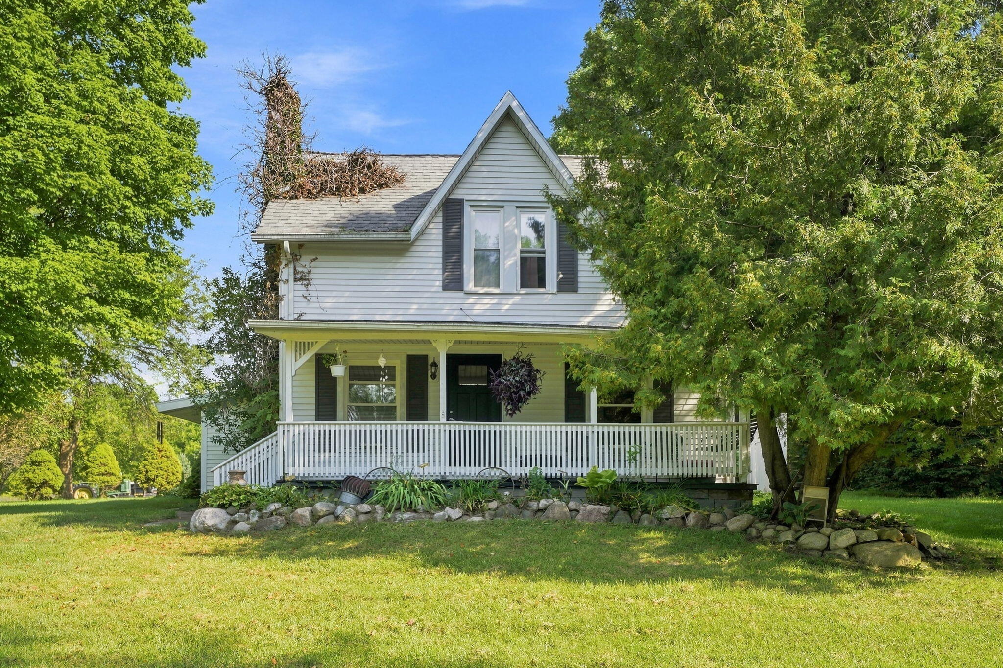 13921 Old 14 Mile Road NE — photo