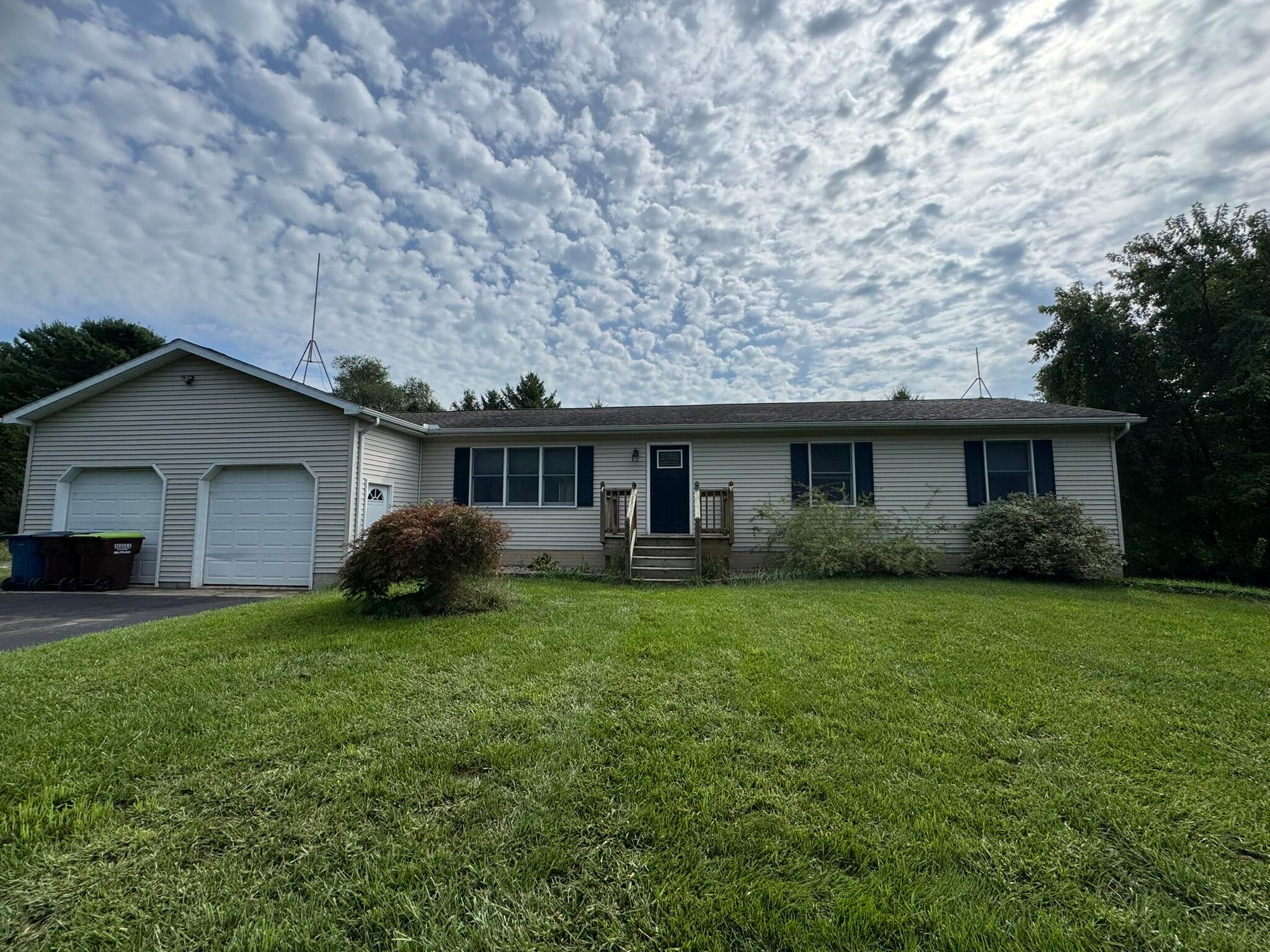 3668 Laberdee Road — photo