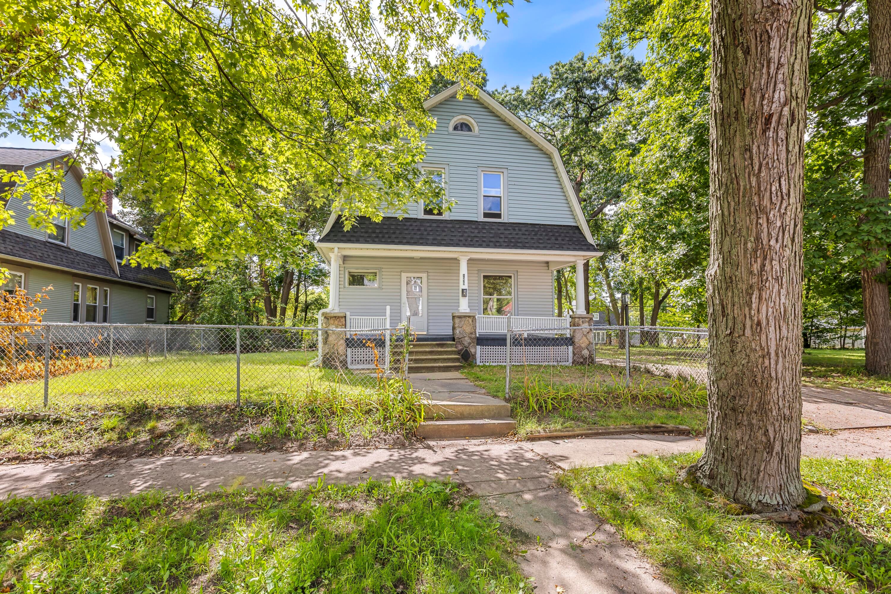 149 Oaklawn Avenue — photo