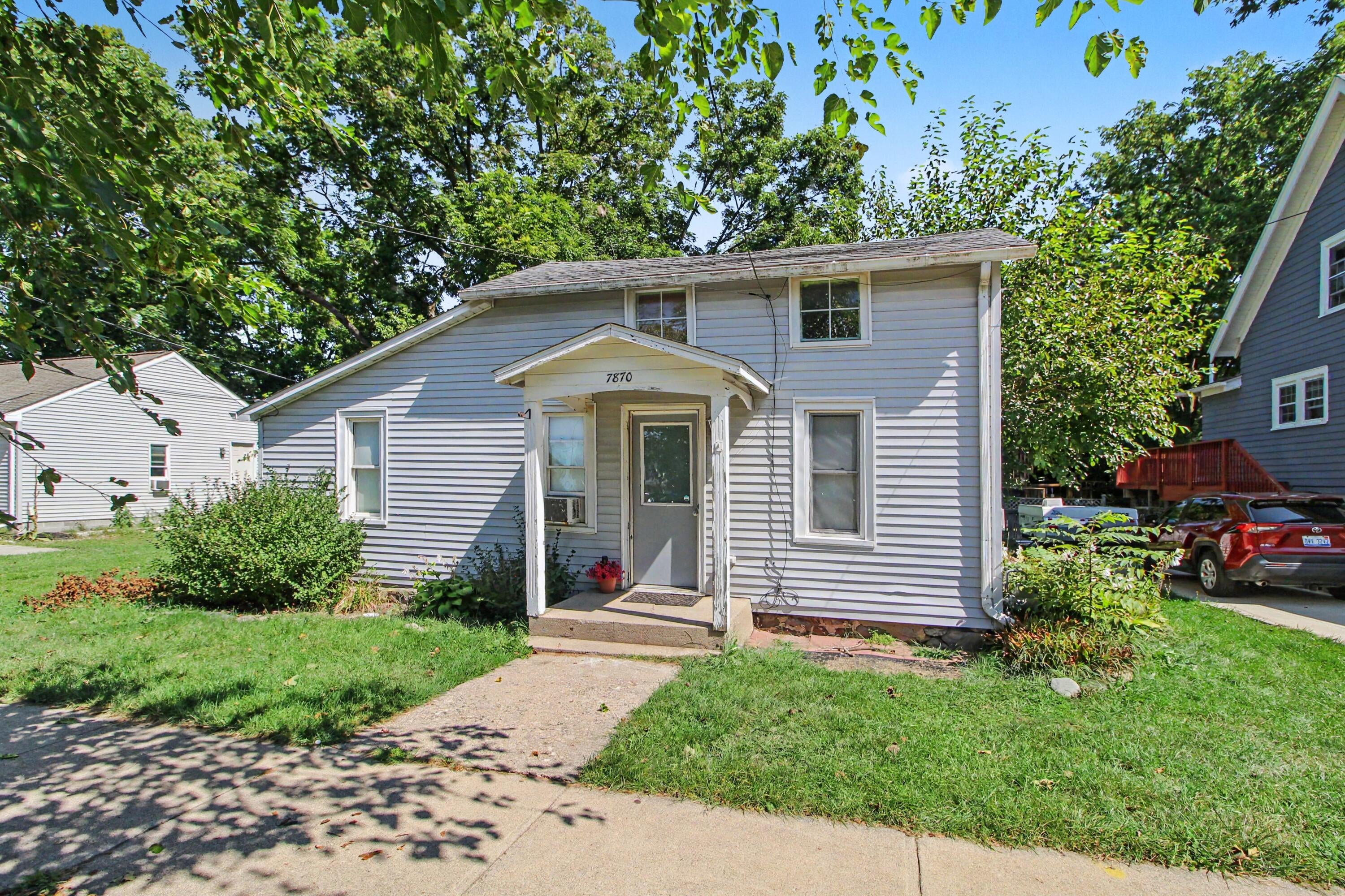 7870 Forest Street — photo
