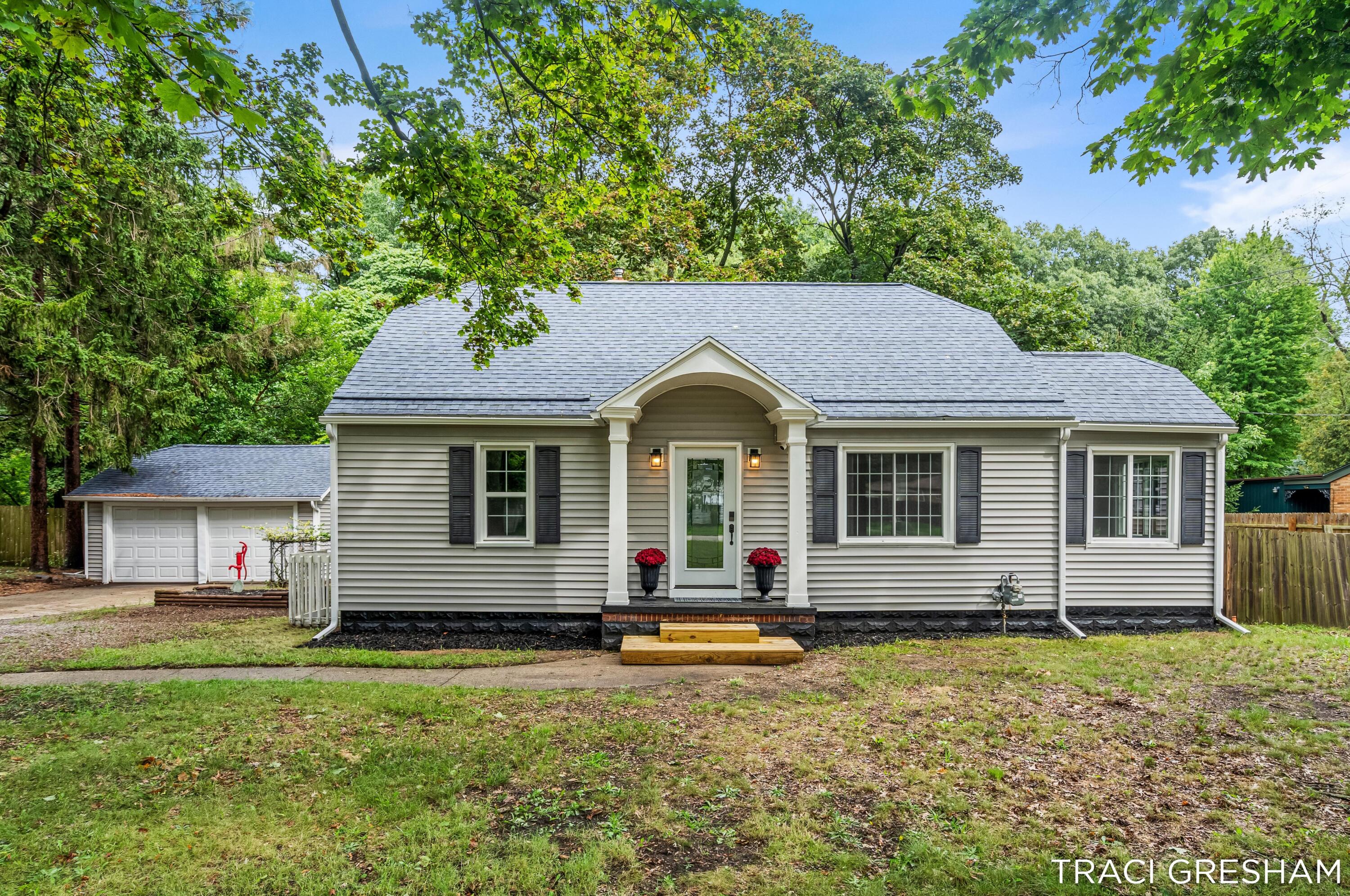 3740 Lake Harbor Road — photo