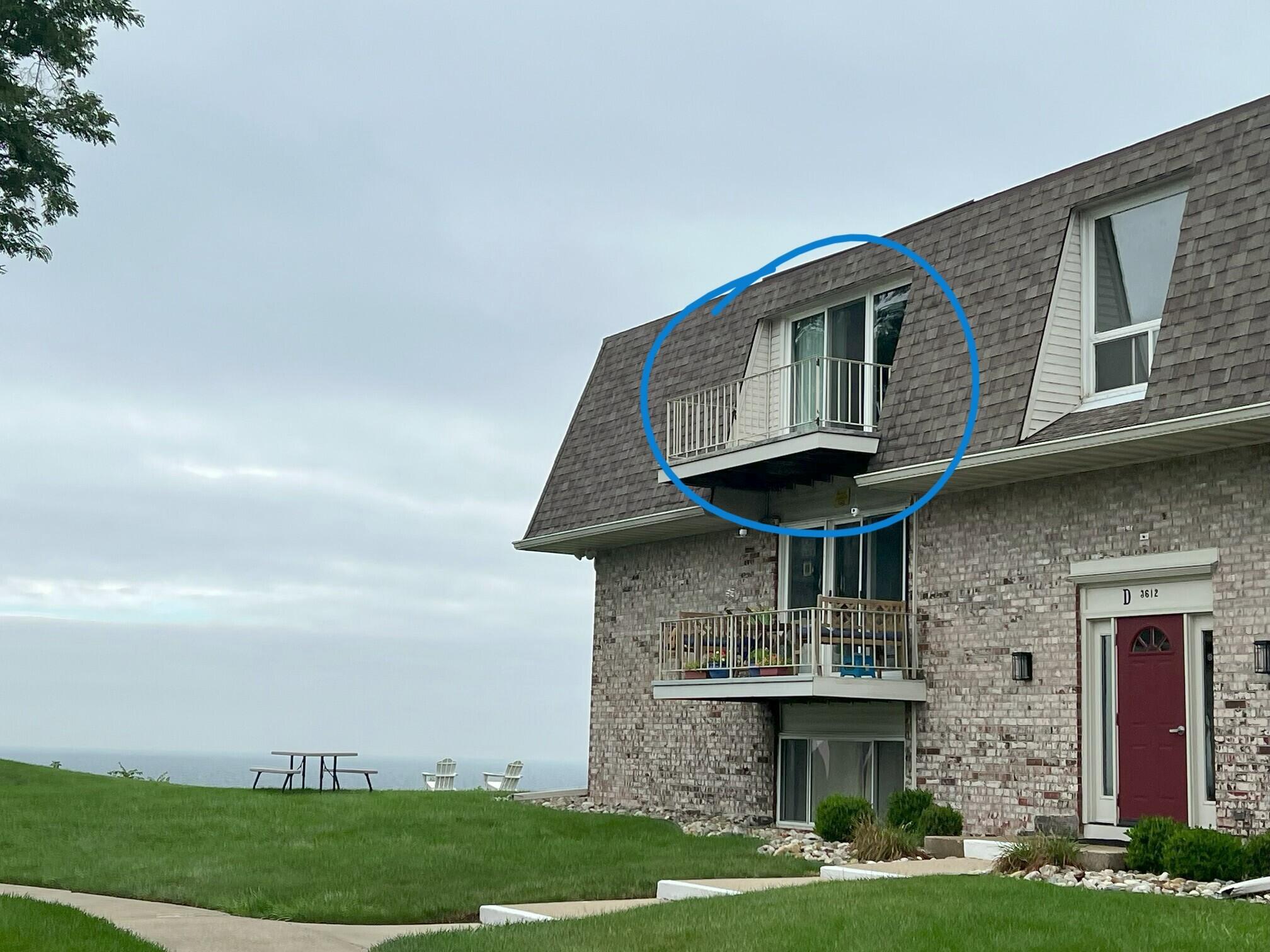 3612 Lakeshore Drive — photo