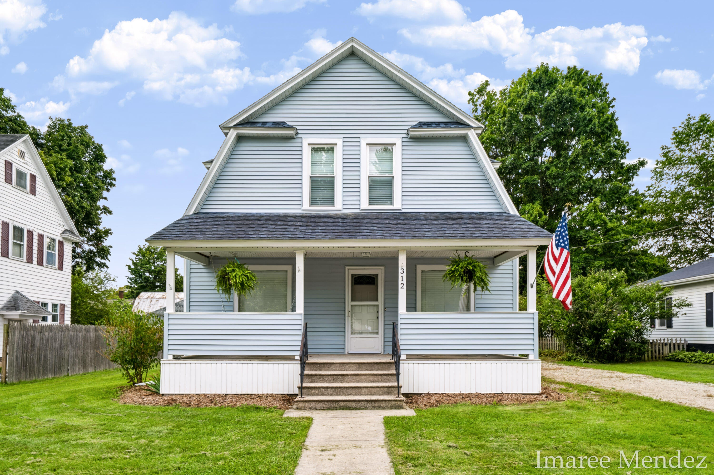 312 Emmons Street SE — photo