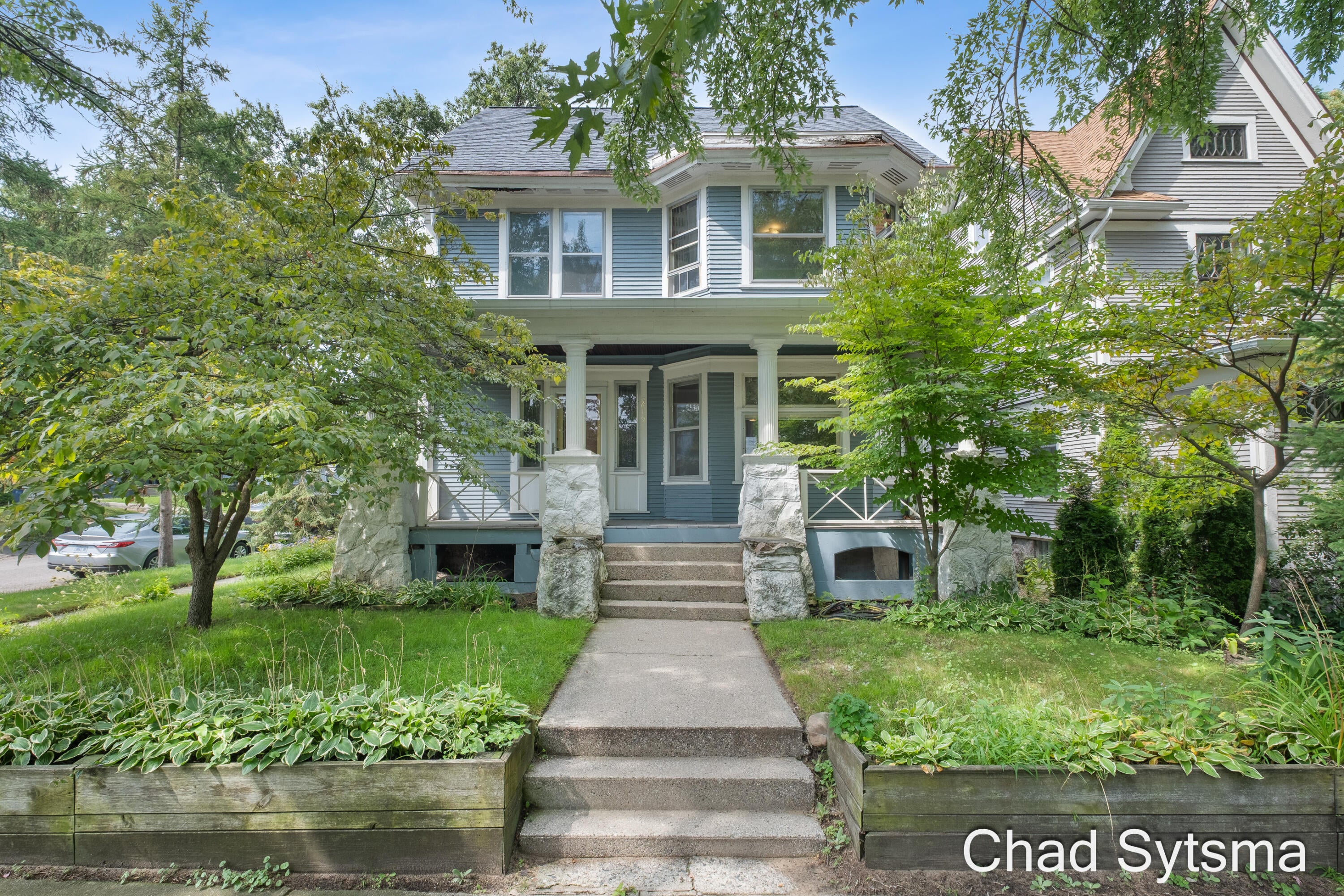 219 Carroll Avenue SE — photo
