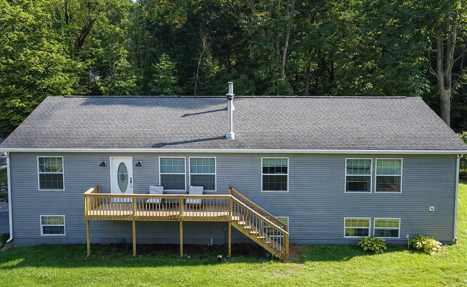13198 Grand River Drive SE — photo
