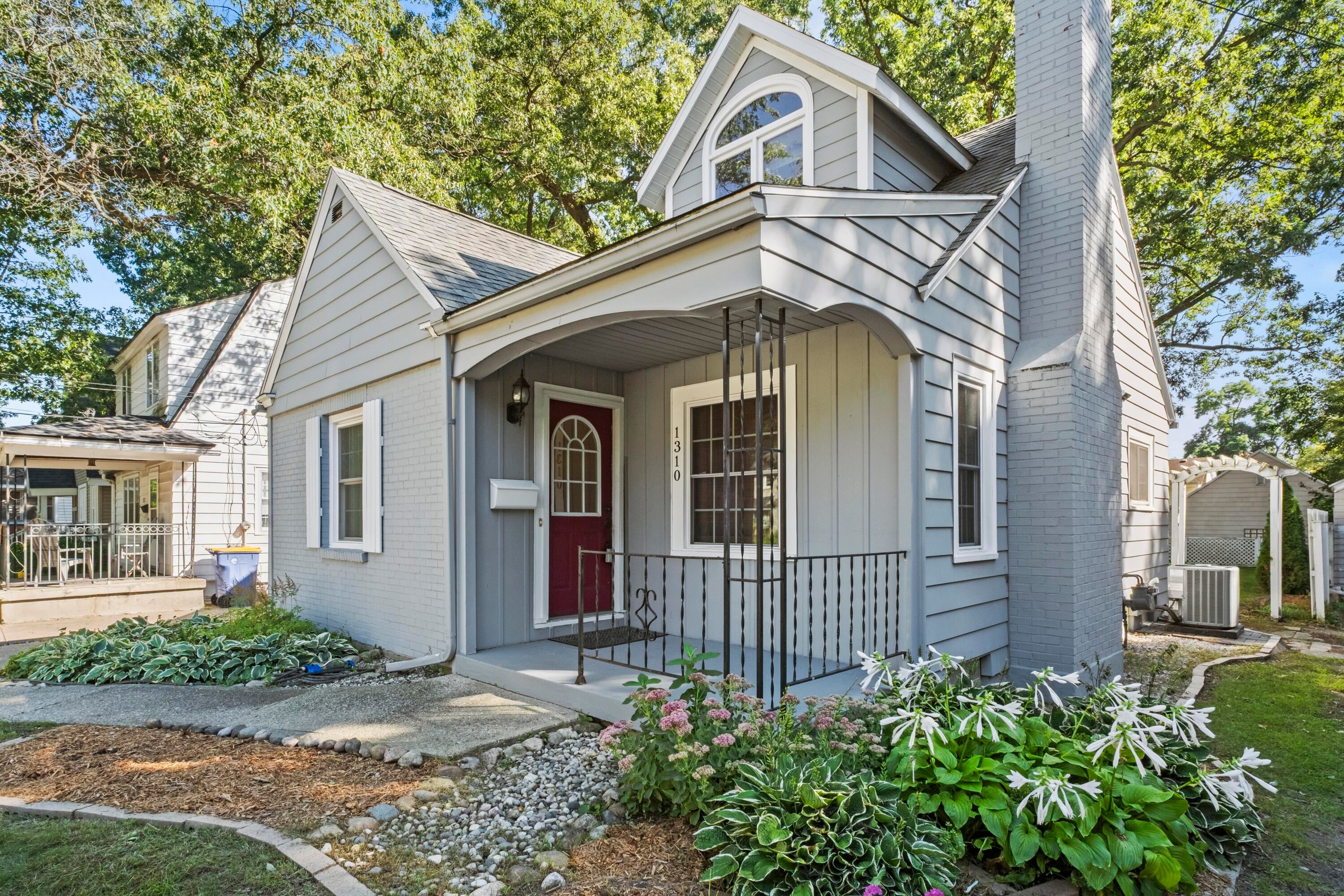 1310 Orville Street SE — photo