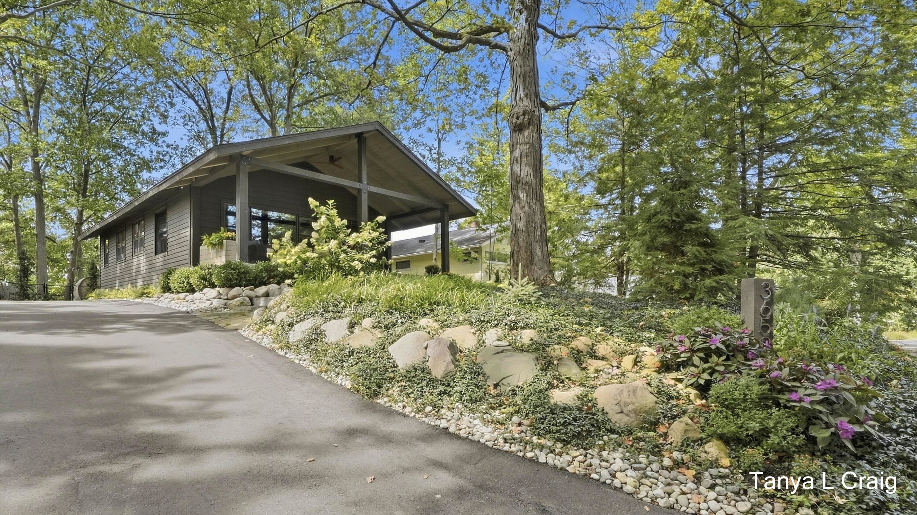 3652 Reeds Lake Boulevard SE — photo