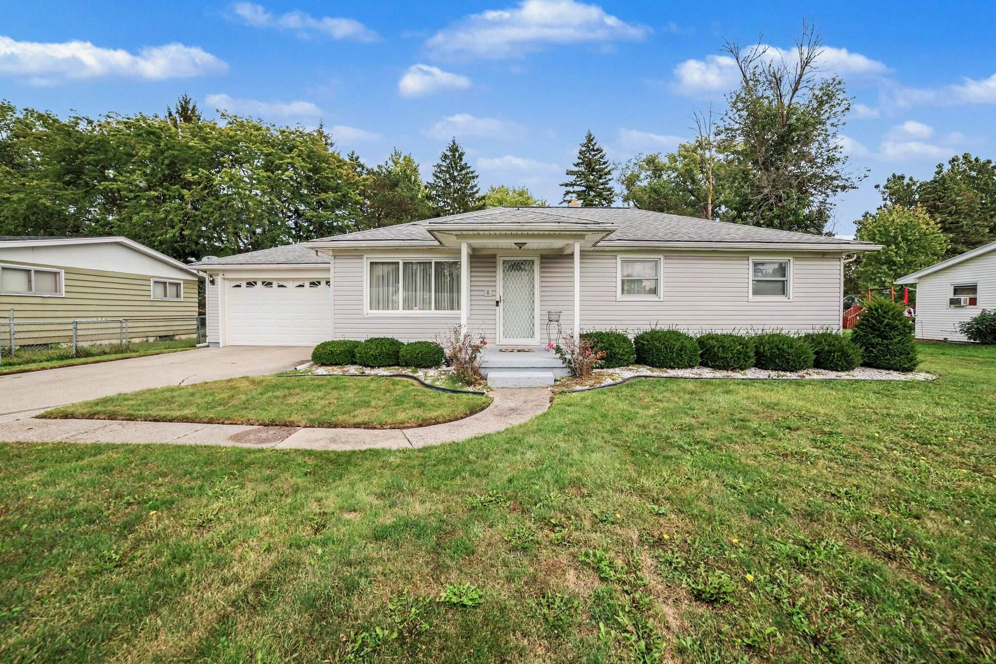 2955 Welland Drive — photo