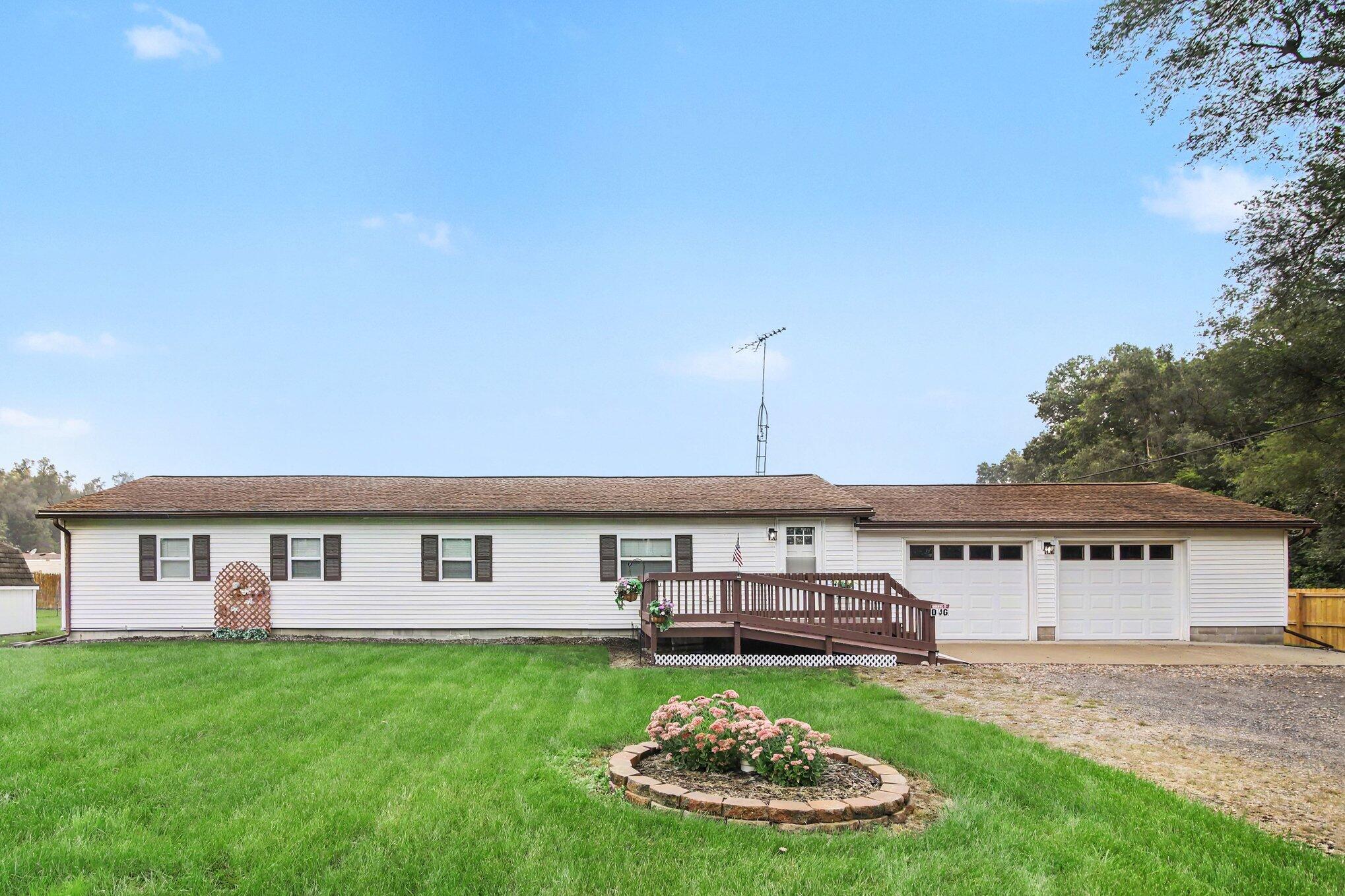 5670 Trailer Park Drive — photo