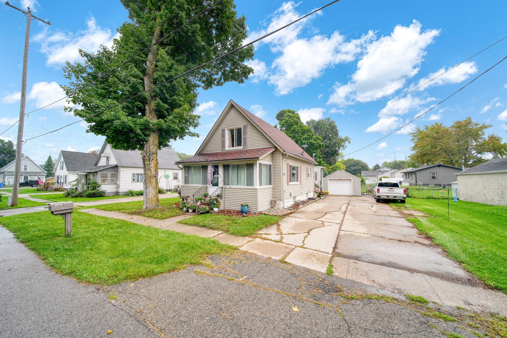 111 Greenleaf Street — photo