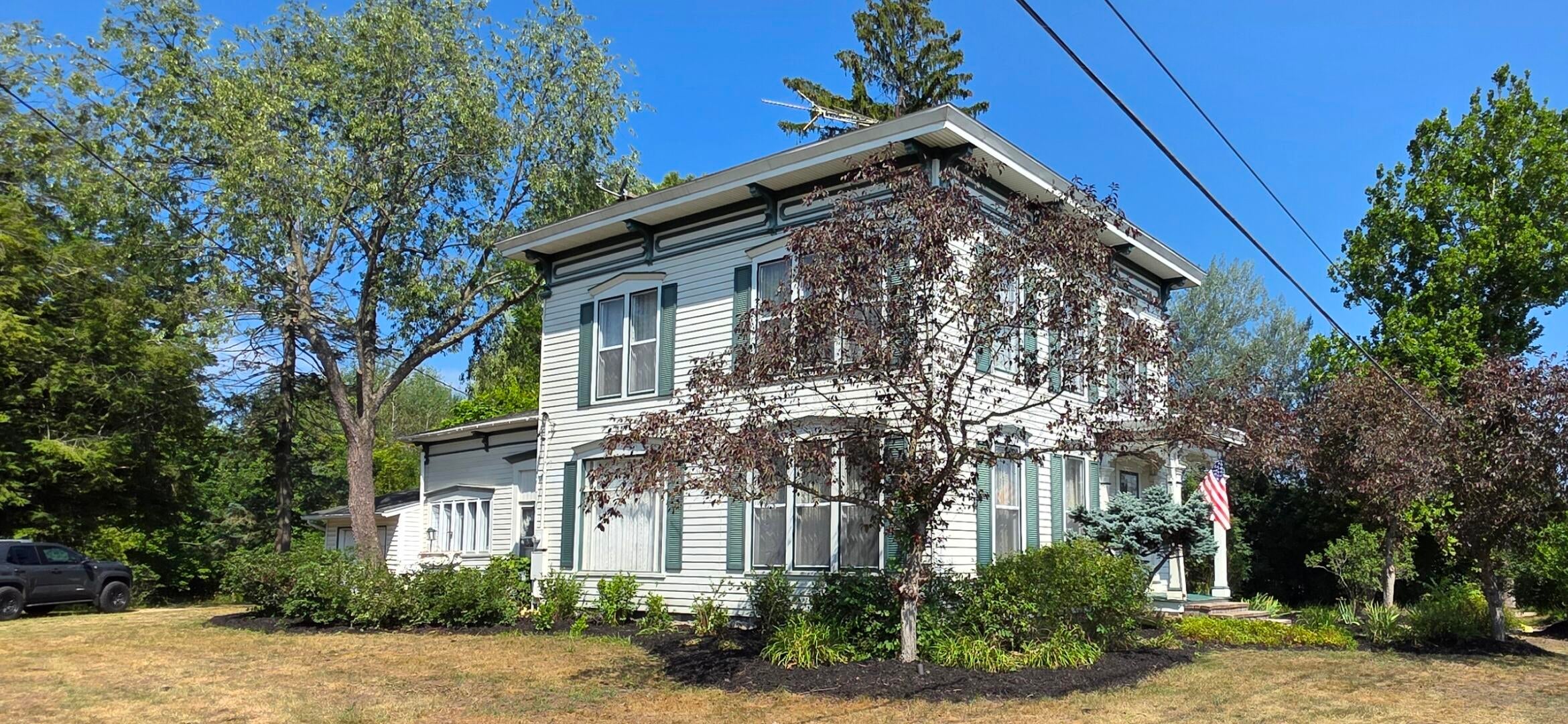 427 S Main Street NE — photo