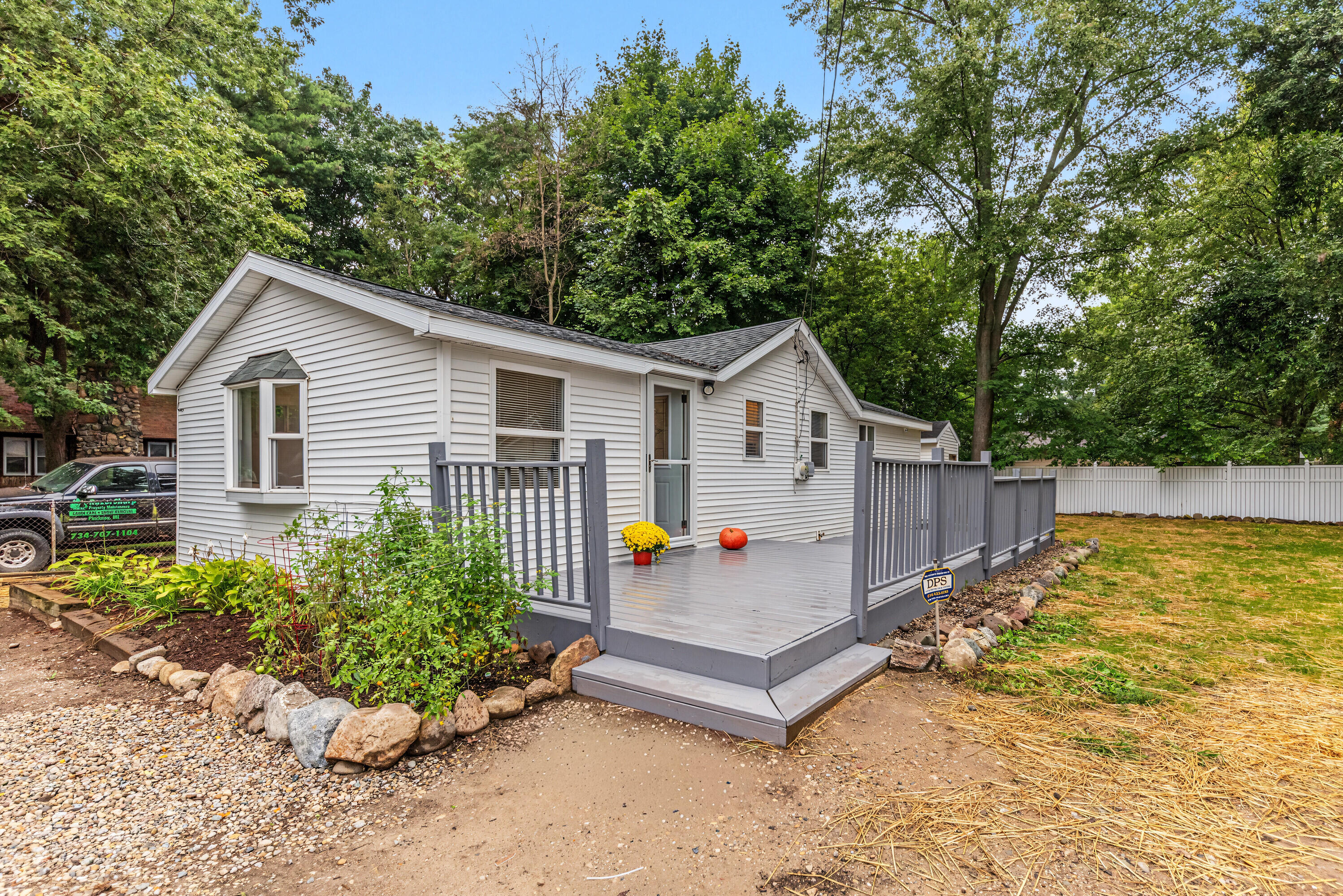 8514 Portage Lake Boulevard — photo