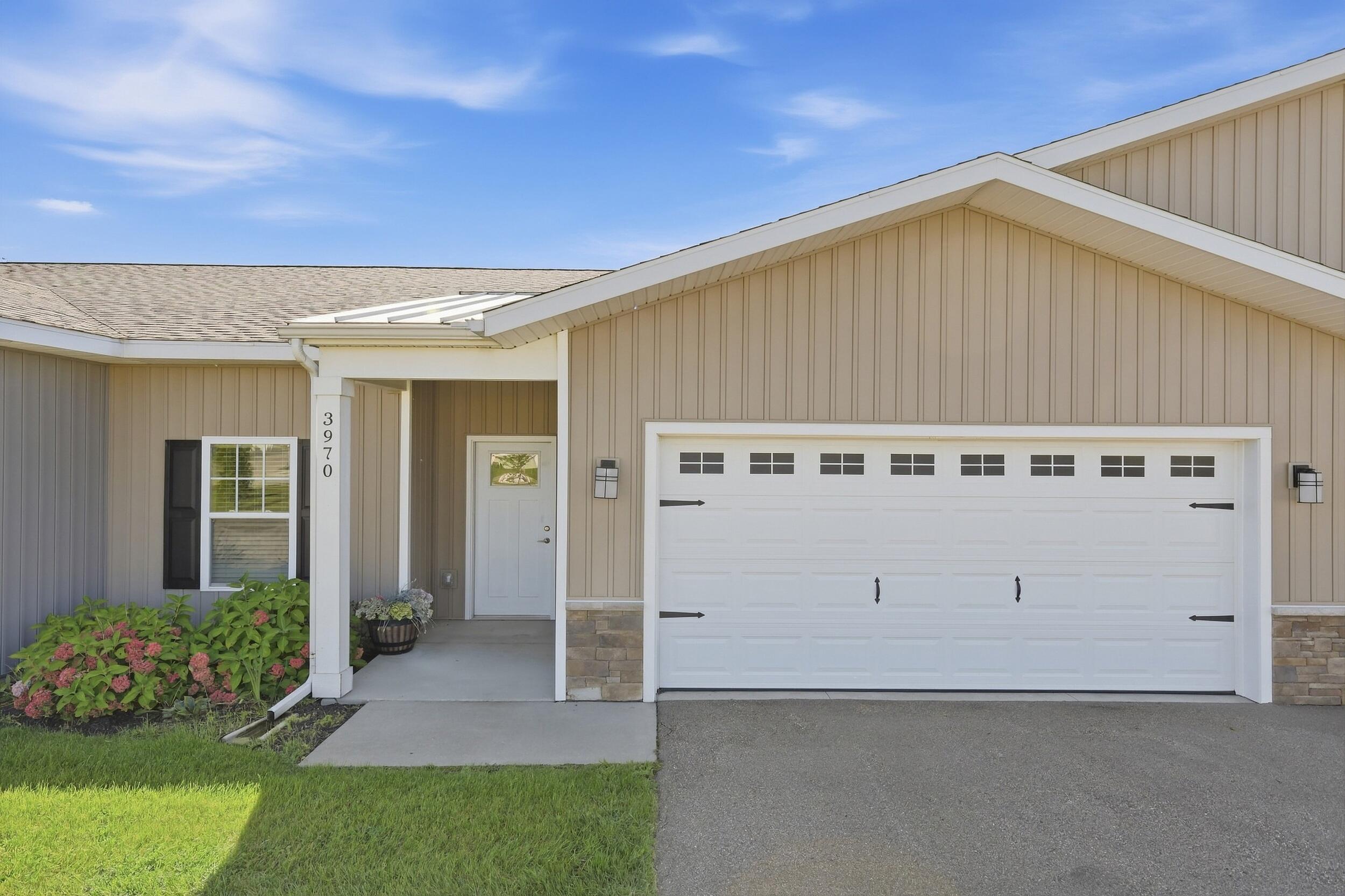 3970 Reserve Drive — photo
