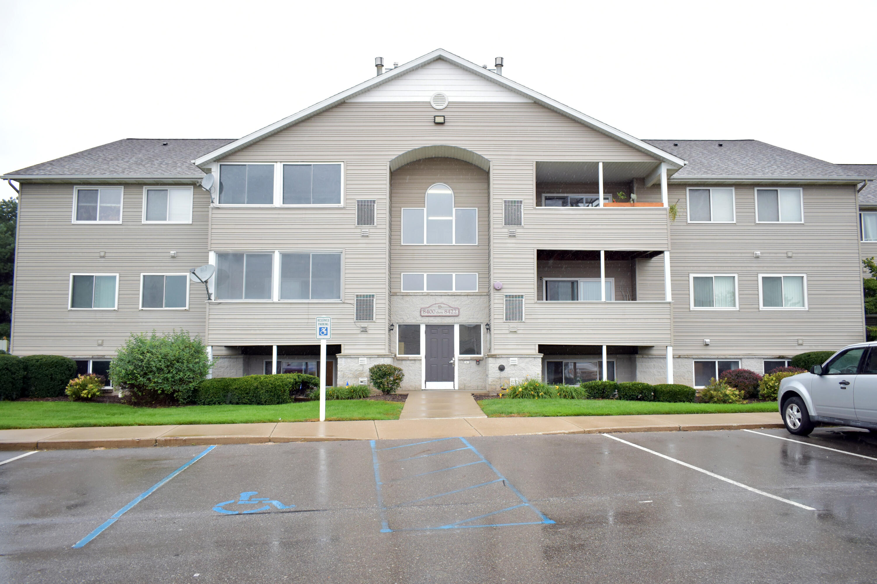 8418 N Jasonville Court SE 61 — photo