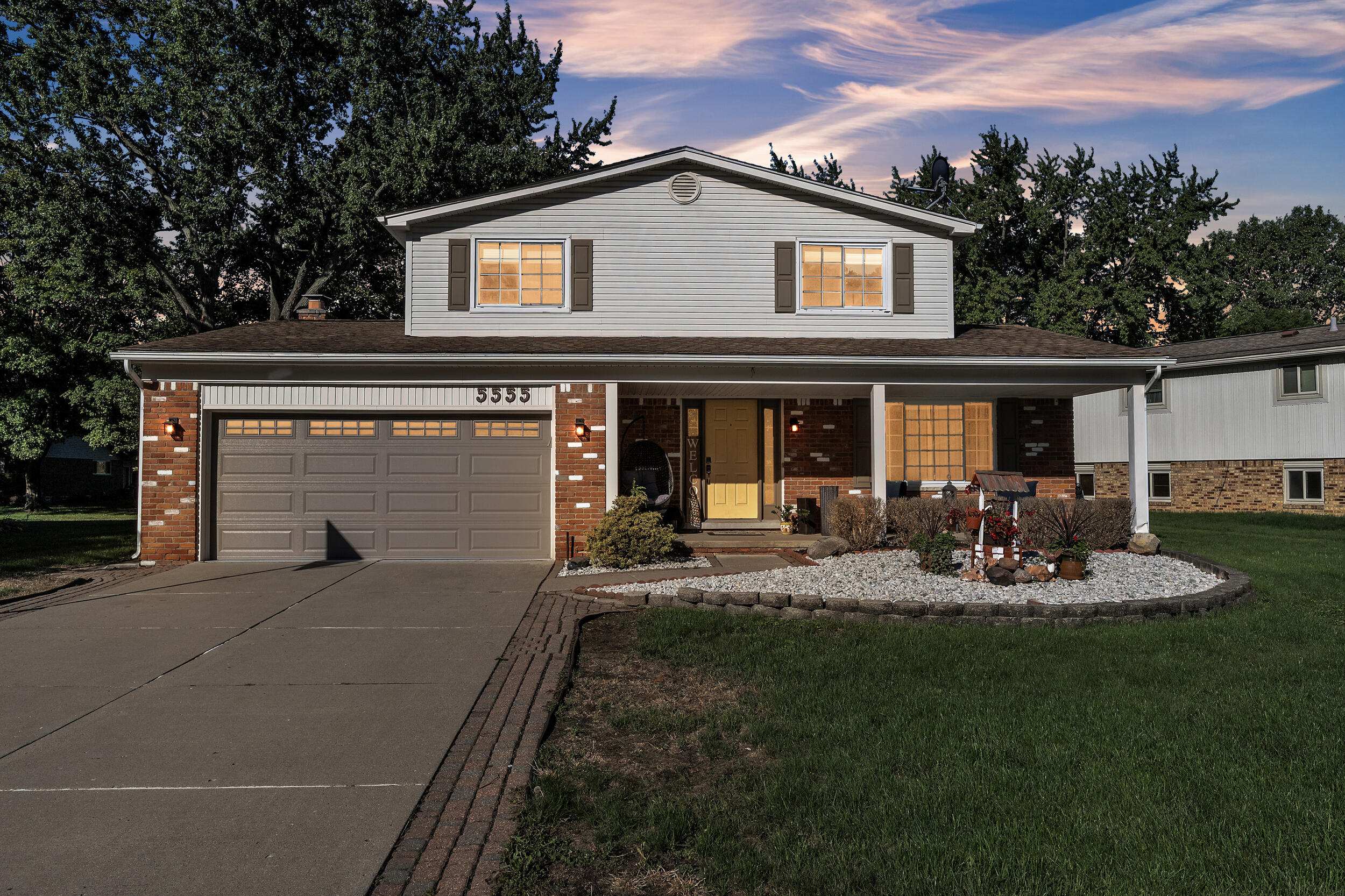5555 Patterson Drive — photo