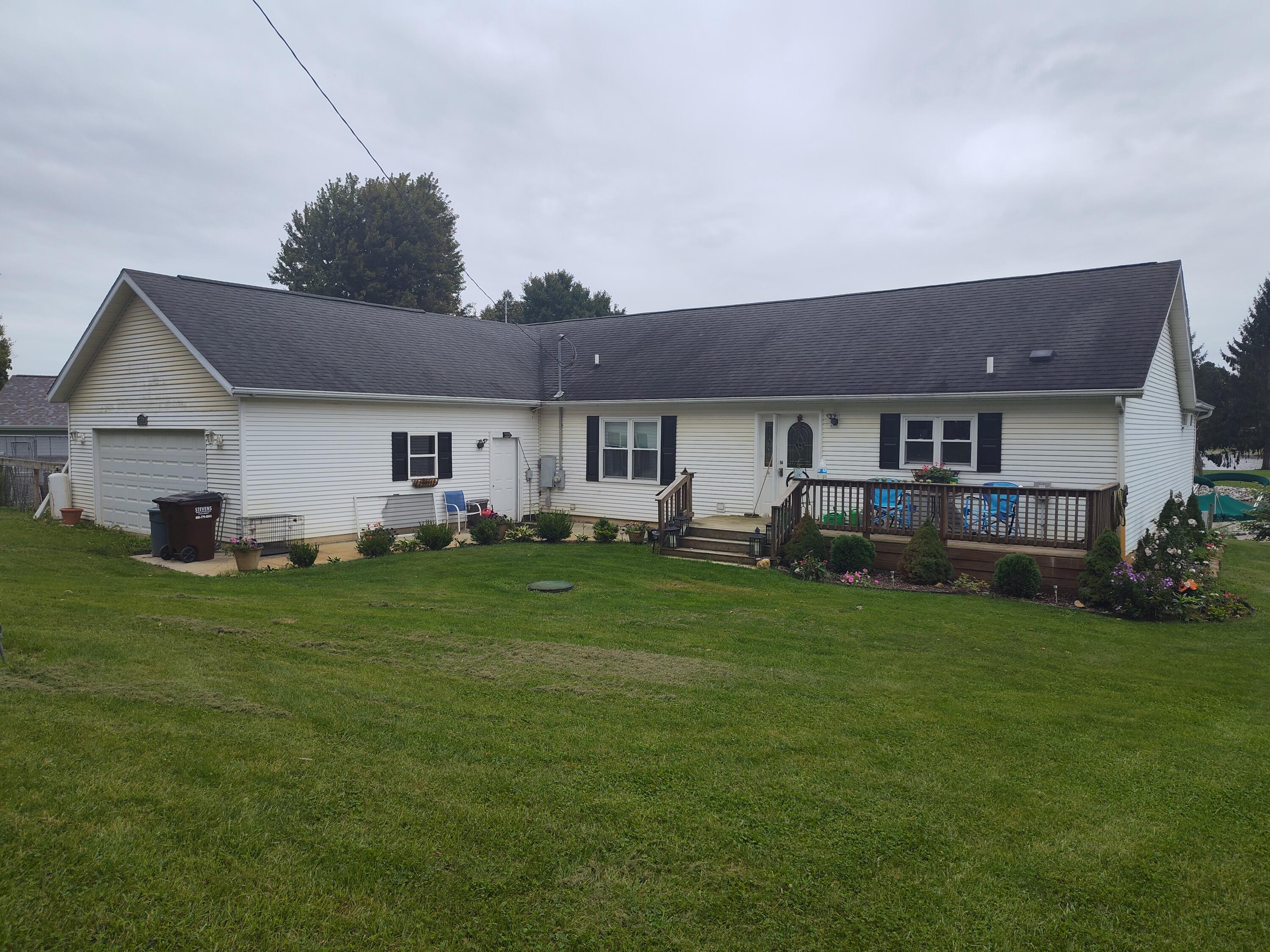 2189 Sampson Road — photo
