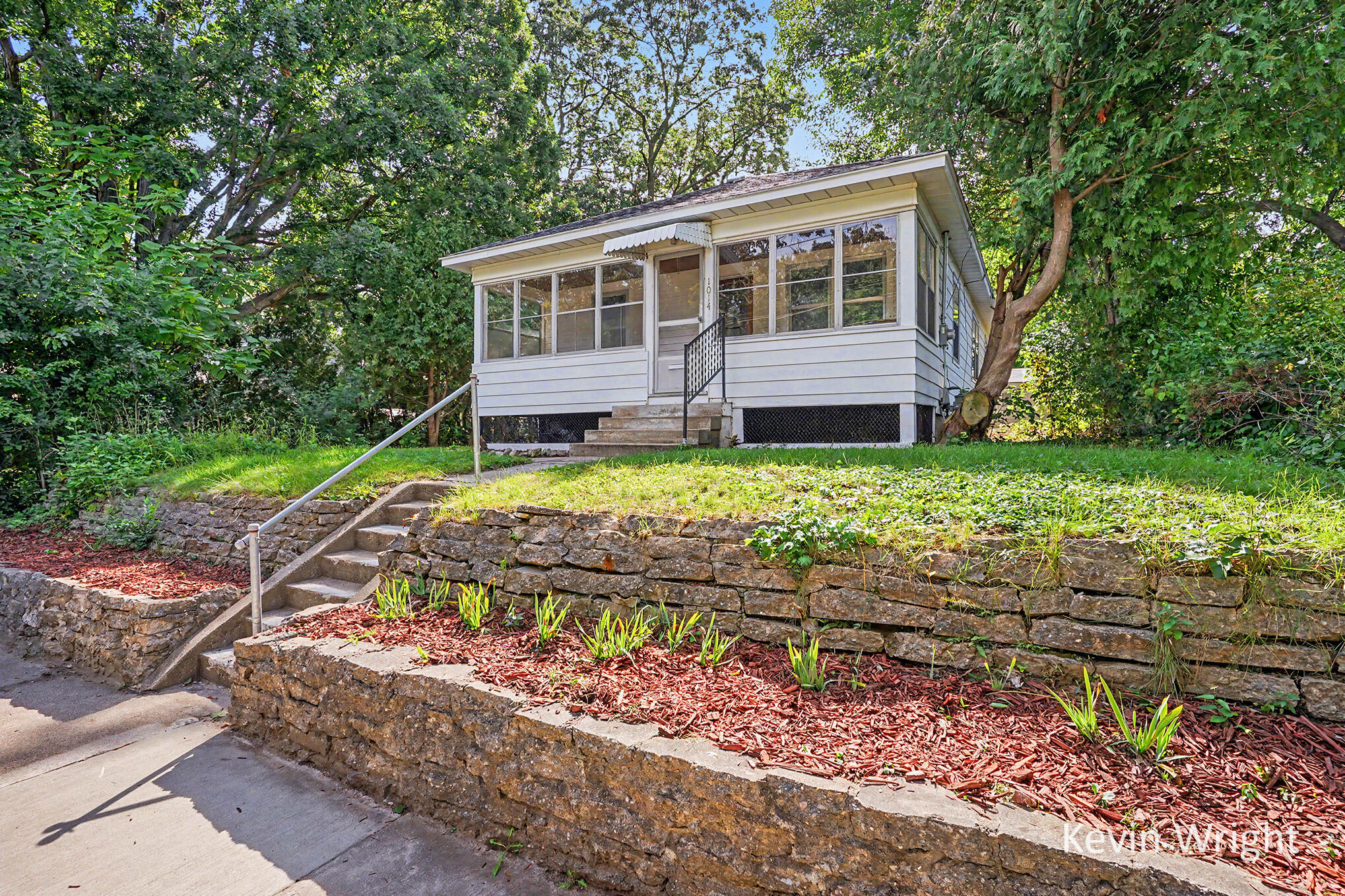 1014 Short Street NE — photo