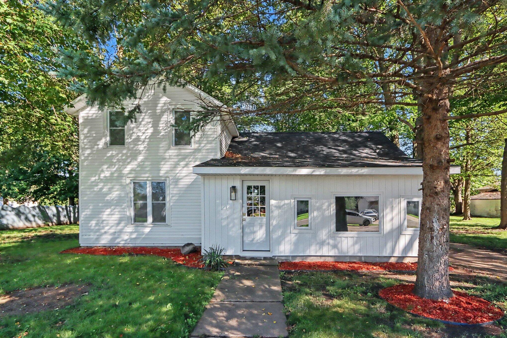 515 Osterhout Street — photo
