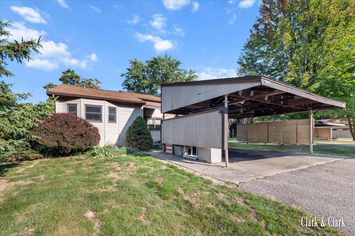 2630 Chatham Woods Drive SE — photo