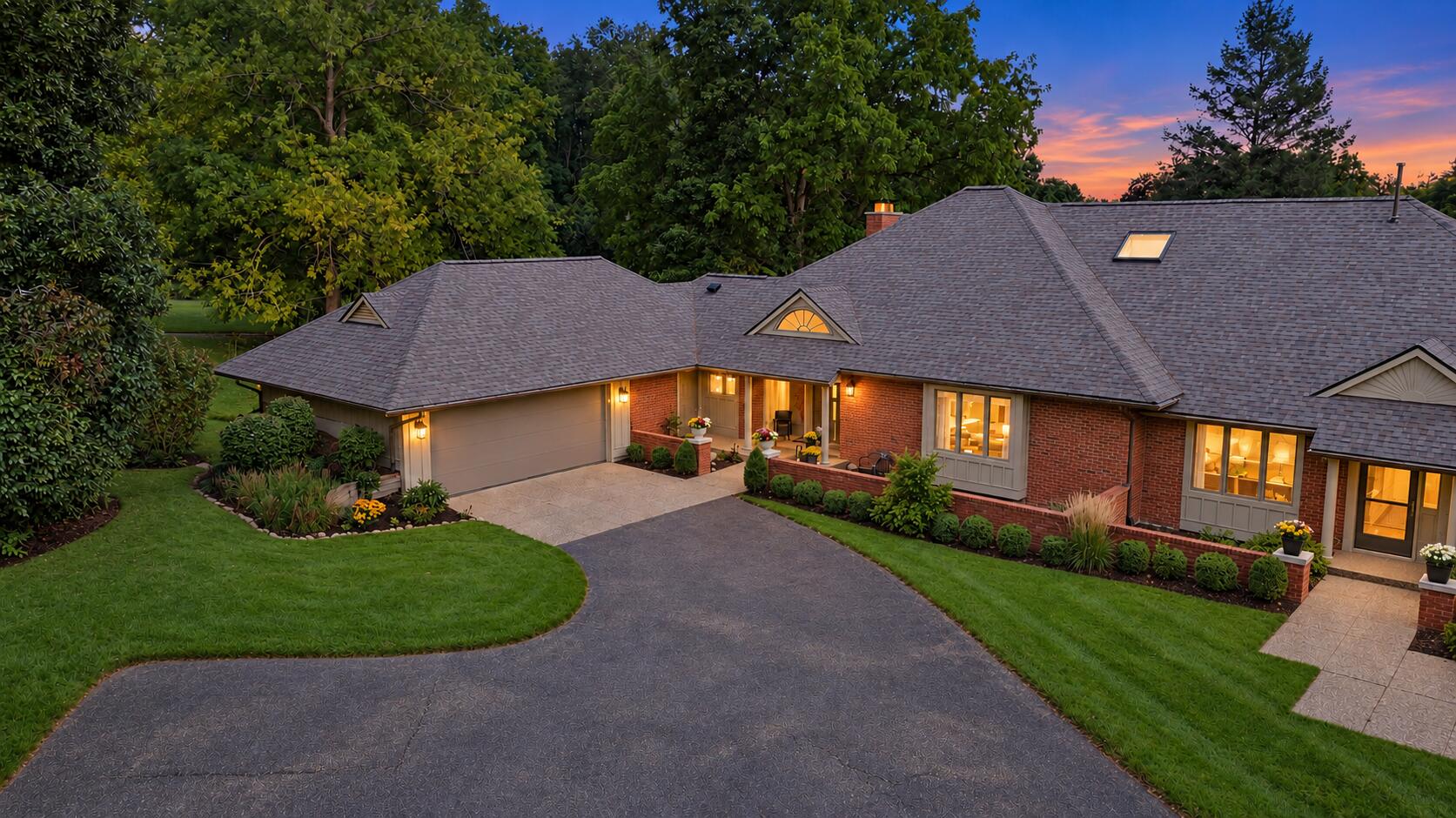 3452 Charlevoix Drive SE 16 — photo