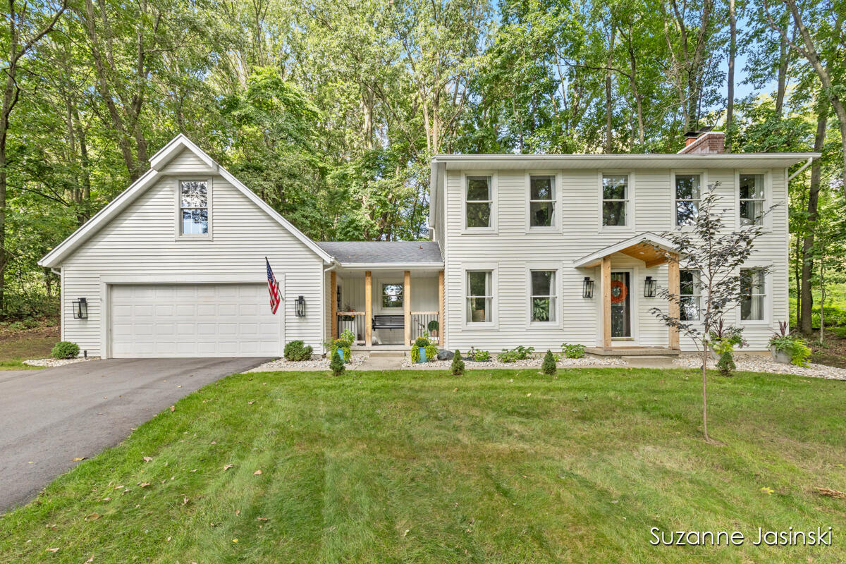 3597 Riverwoods Drive NE — photo