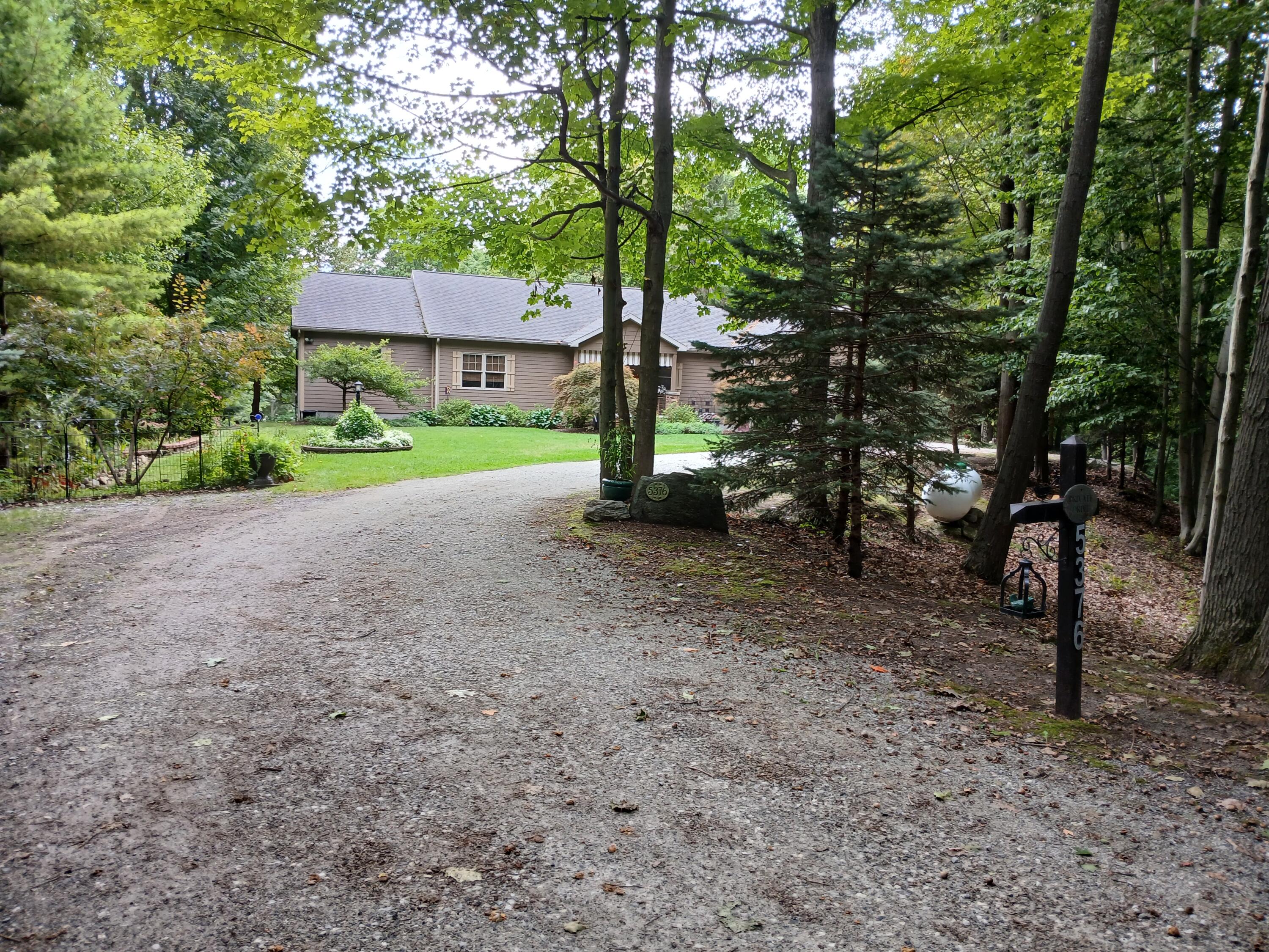 5376 W Oak Point Road — photo