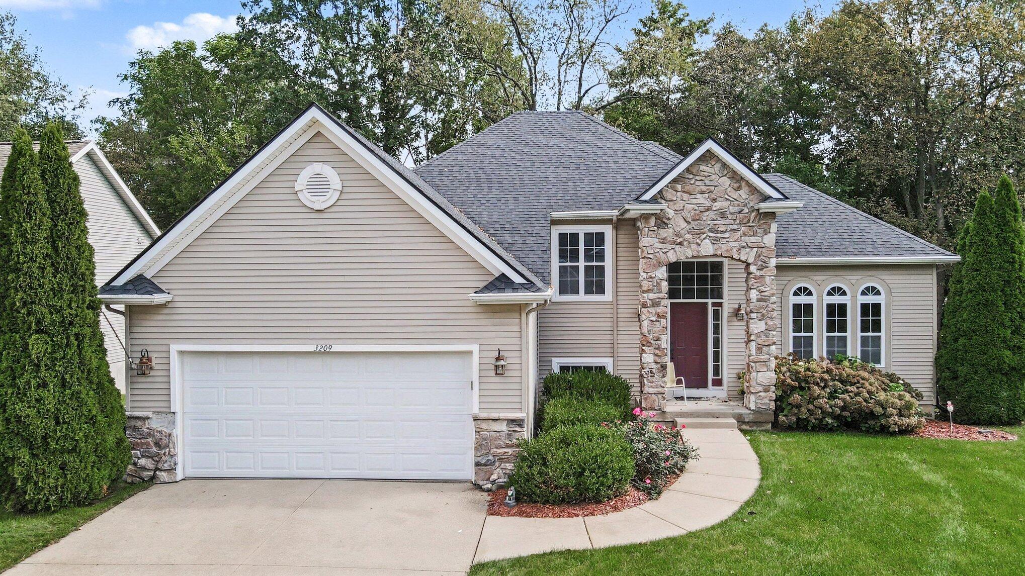3209 Jacobs Circle — photo
