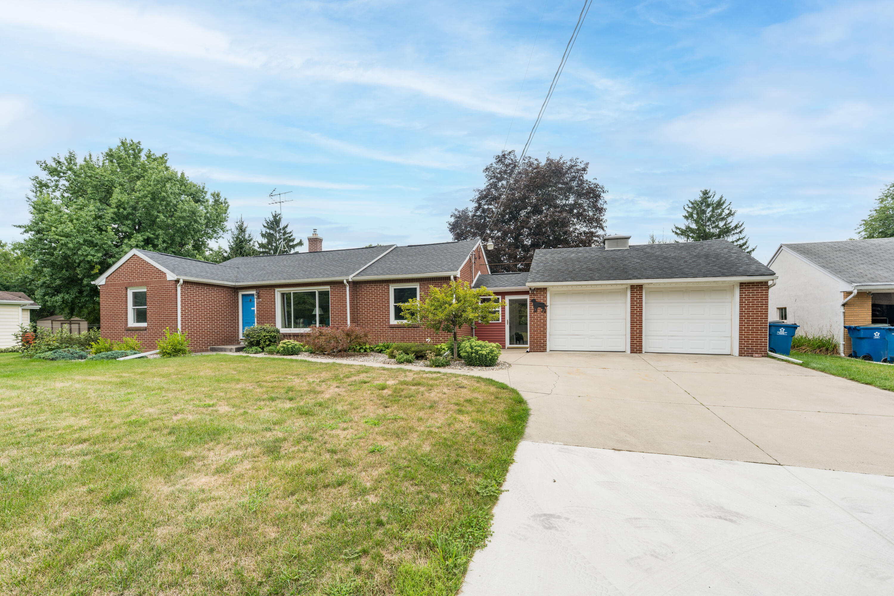 1715 Nichols Road — photo