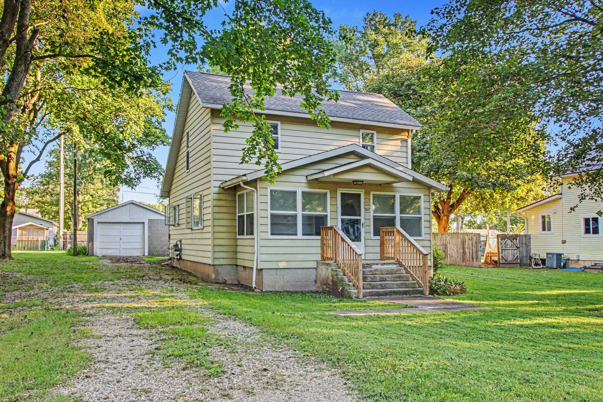 317 E Woodland Street — photo