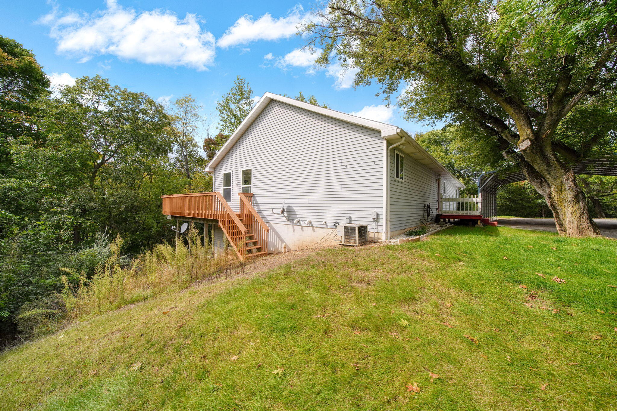 11250 Sharon Valley Road — photo